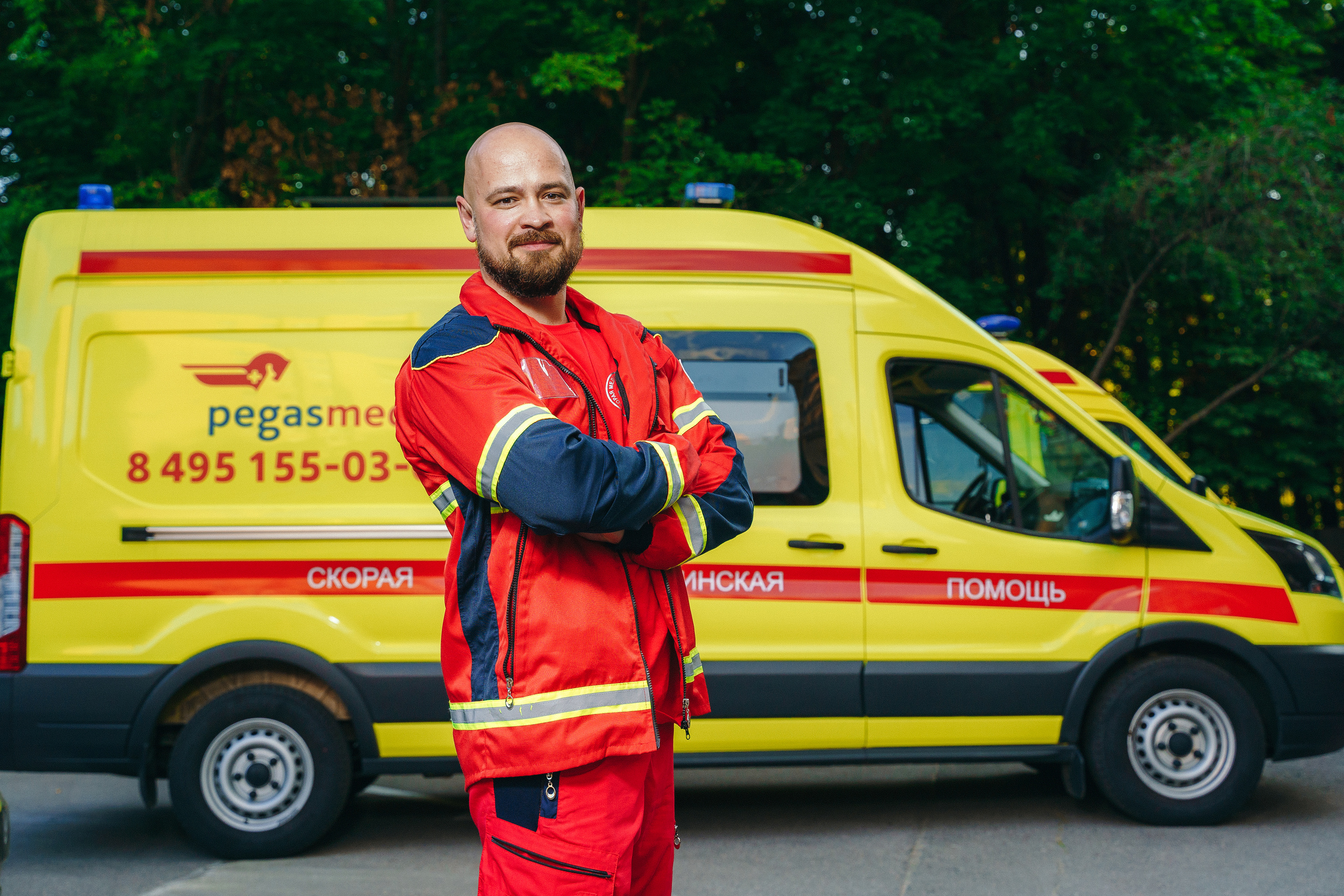 Фотосессия для скорой помощи, бизнес фотосессия для медицины