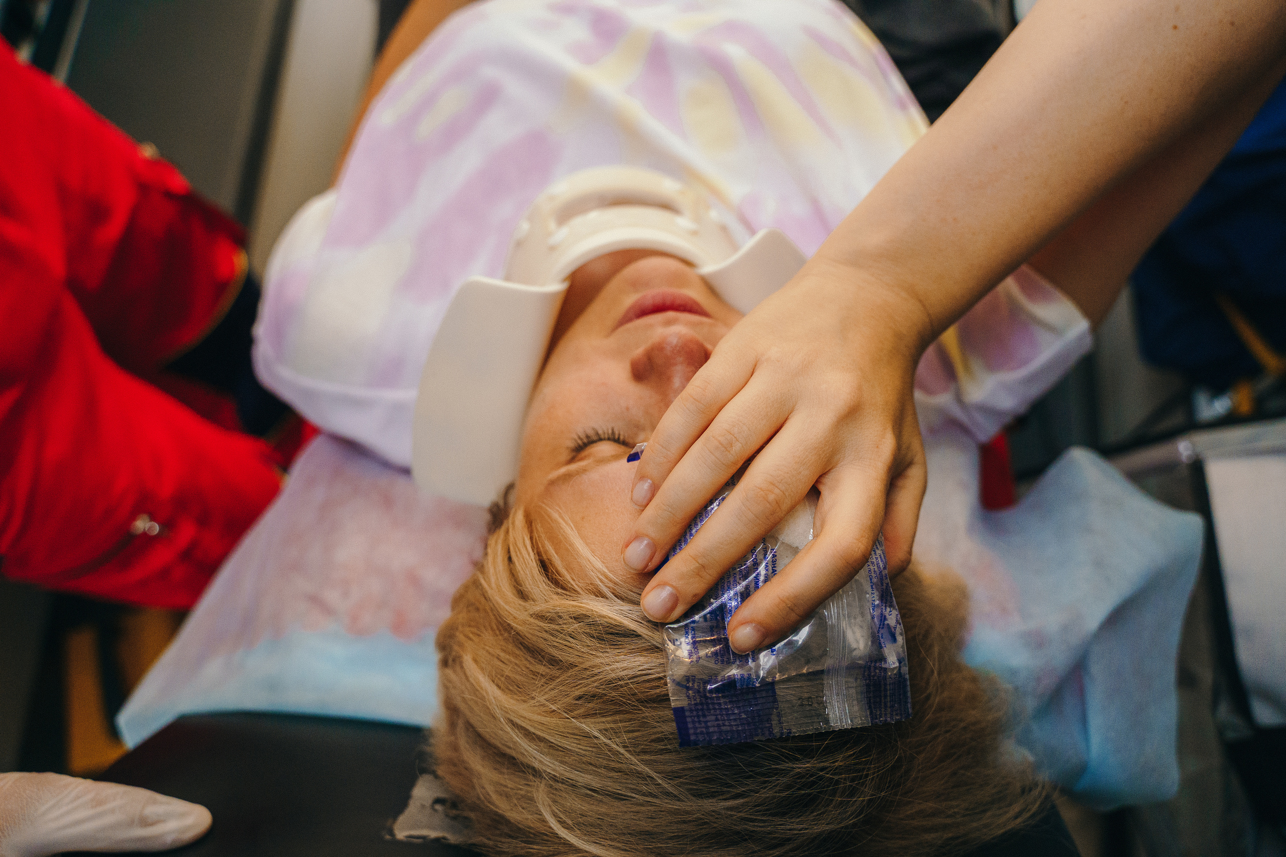 Фотосессия для скорой помощи, бизнес фотосессия для медицины