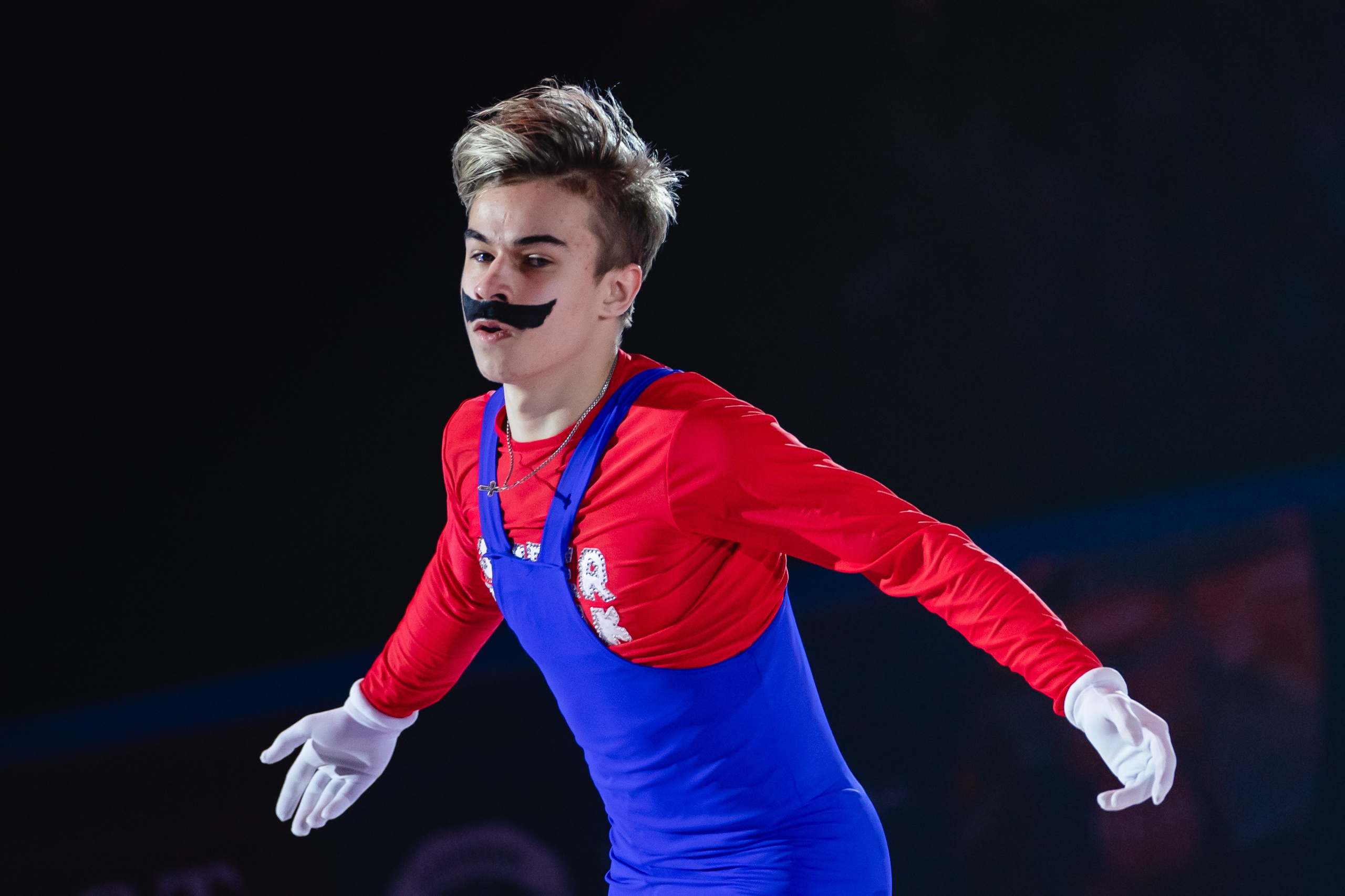 Шоу «Чемпионы на льду» в Новосибирске. Воробьева Ксения — Спортивный и танцевальный фотограф Новосибирск