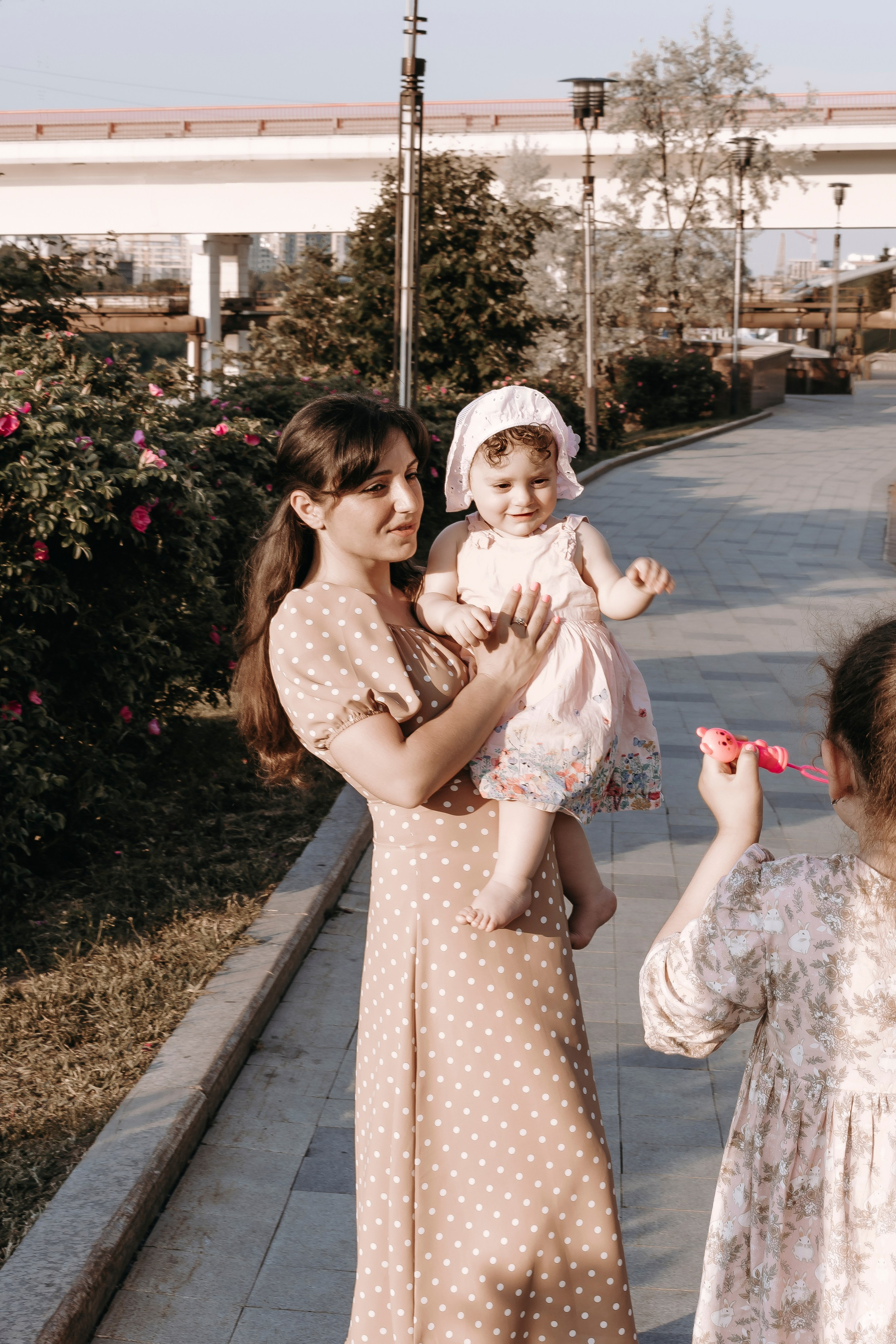 Семейная летняя фотопрогулка (Шушаник). Портретный фотограф Кристина Саргсян