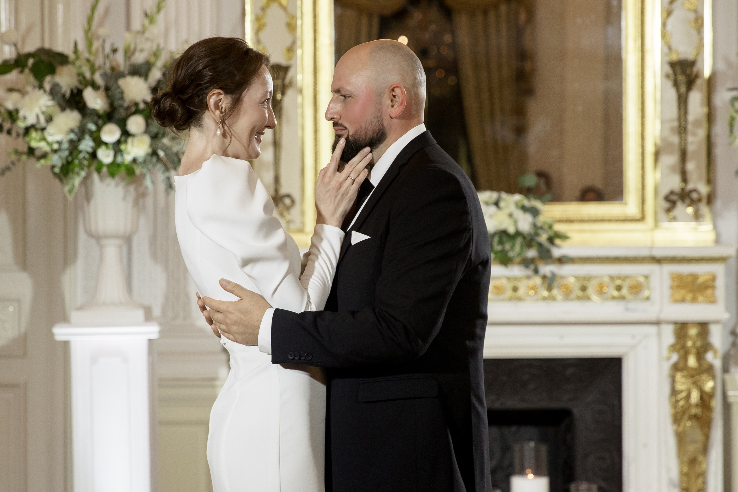 Свадебная фотосессия во Дворце Нарышкиных-Трубецких. Свадебный фотограф в Санкт-Петербурге Никита Кузякин