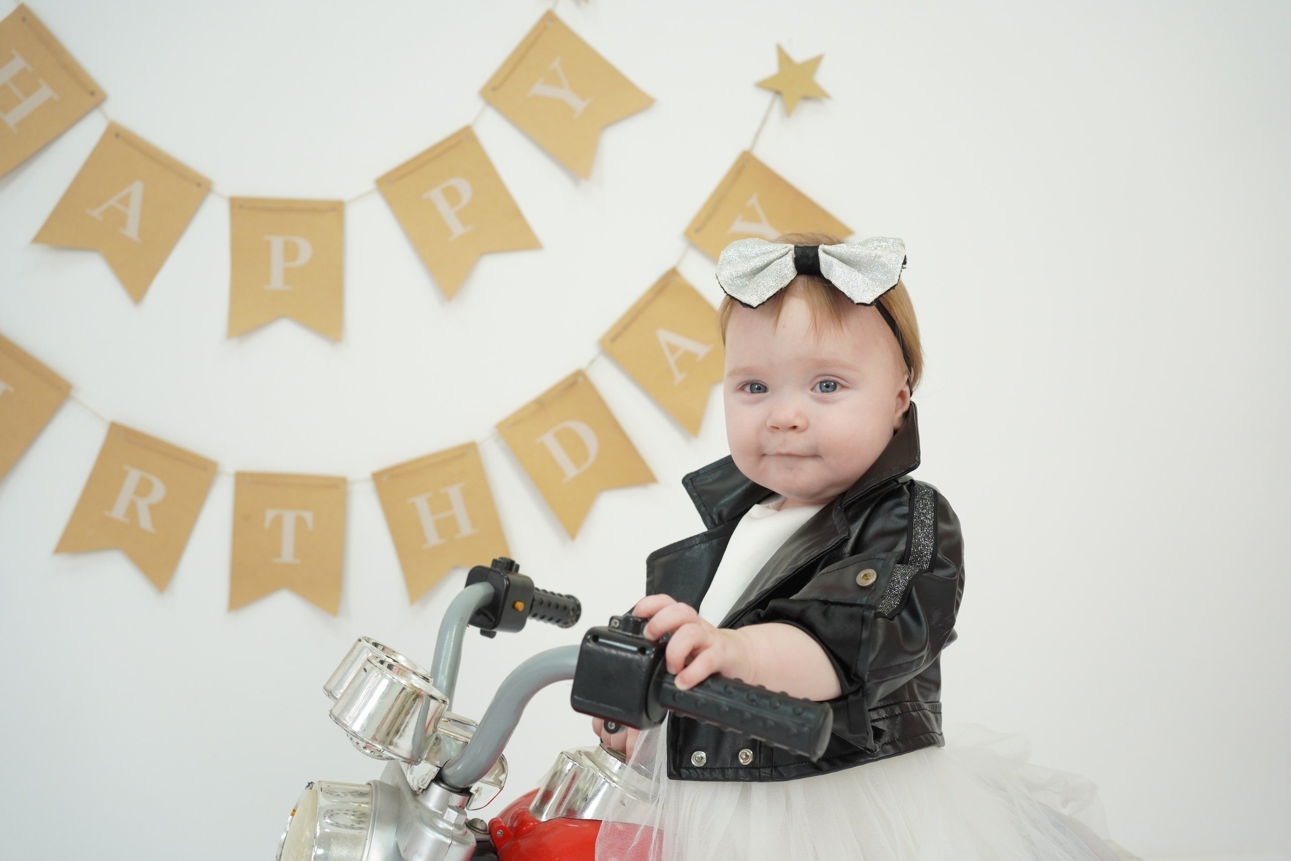 Наши Новые Фотозоны. Детская Фотостудия ГОДОВАСИКИ в Санкт-Петербурге фотосесия на годик