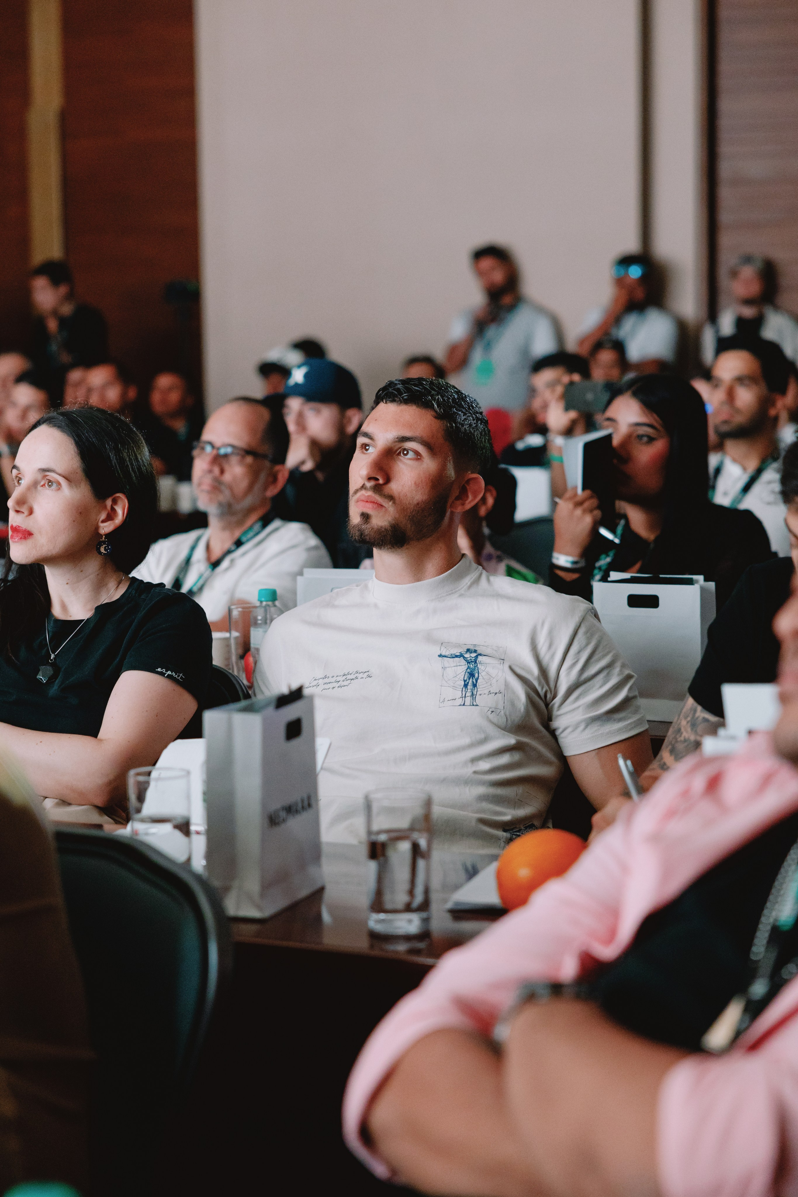 TRADERS DAY By NeomAAA Medellin. NeomAAA Funds Gallery