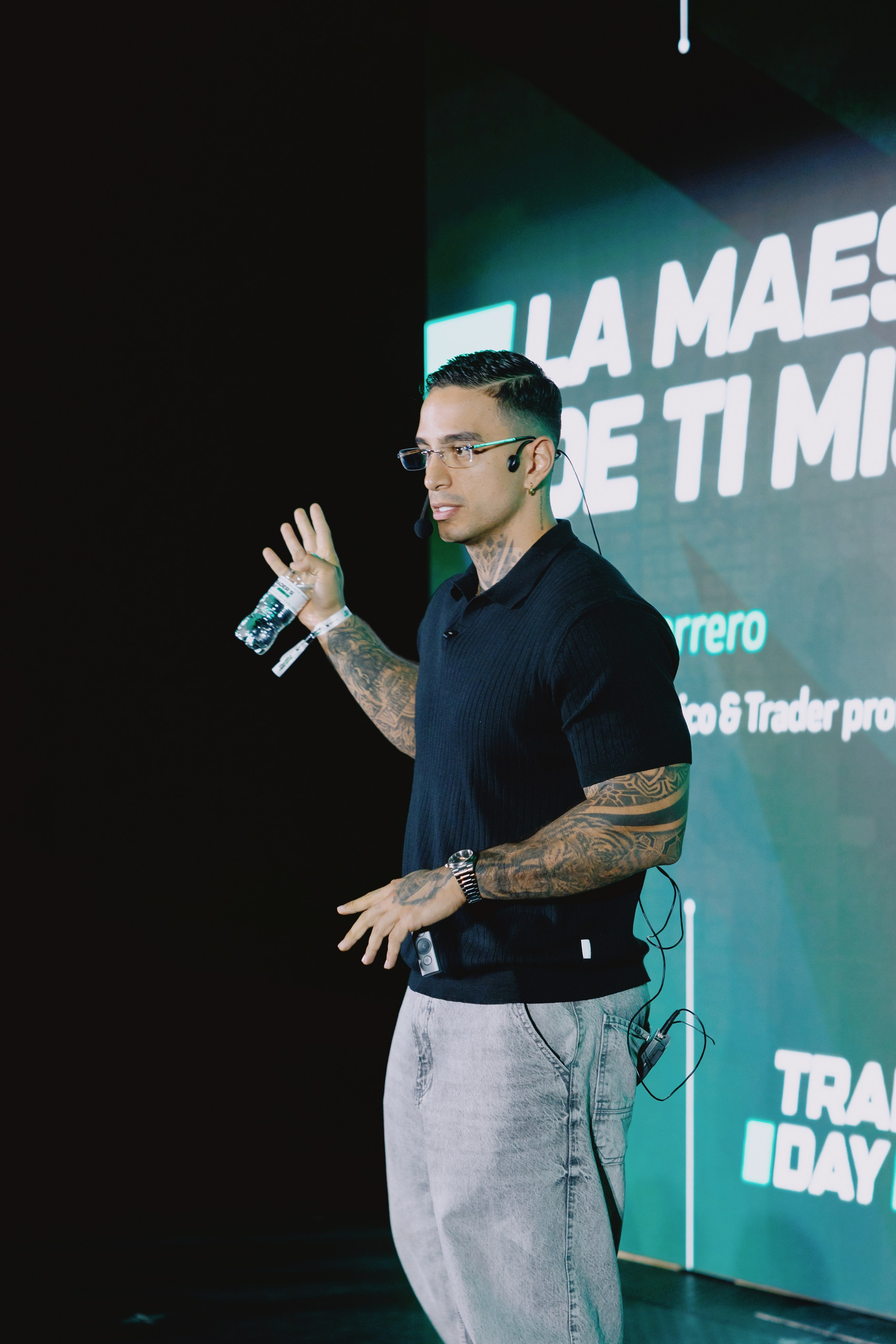 TRADERS DAY By NeomAAA Medellin. NeomAAA Funds Gallery