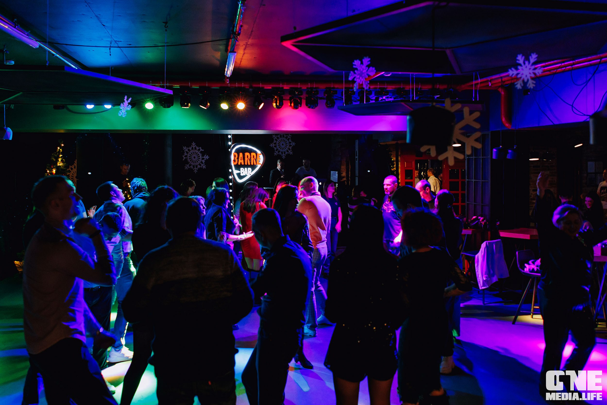 Фоторепортаж из бара Барре. One Media Life: фоторепортажи, фотоотчеты с мероприятий и заведений