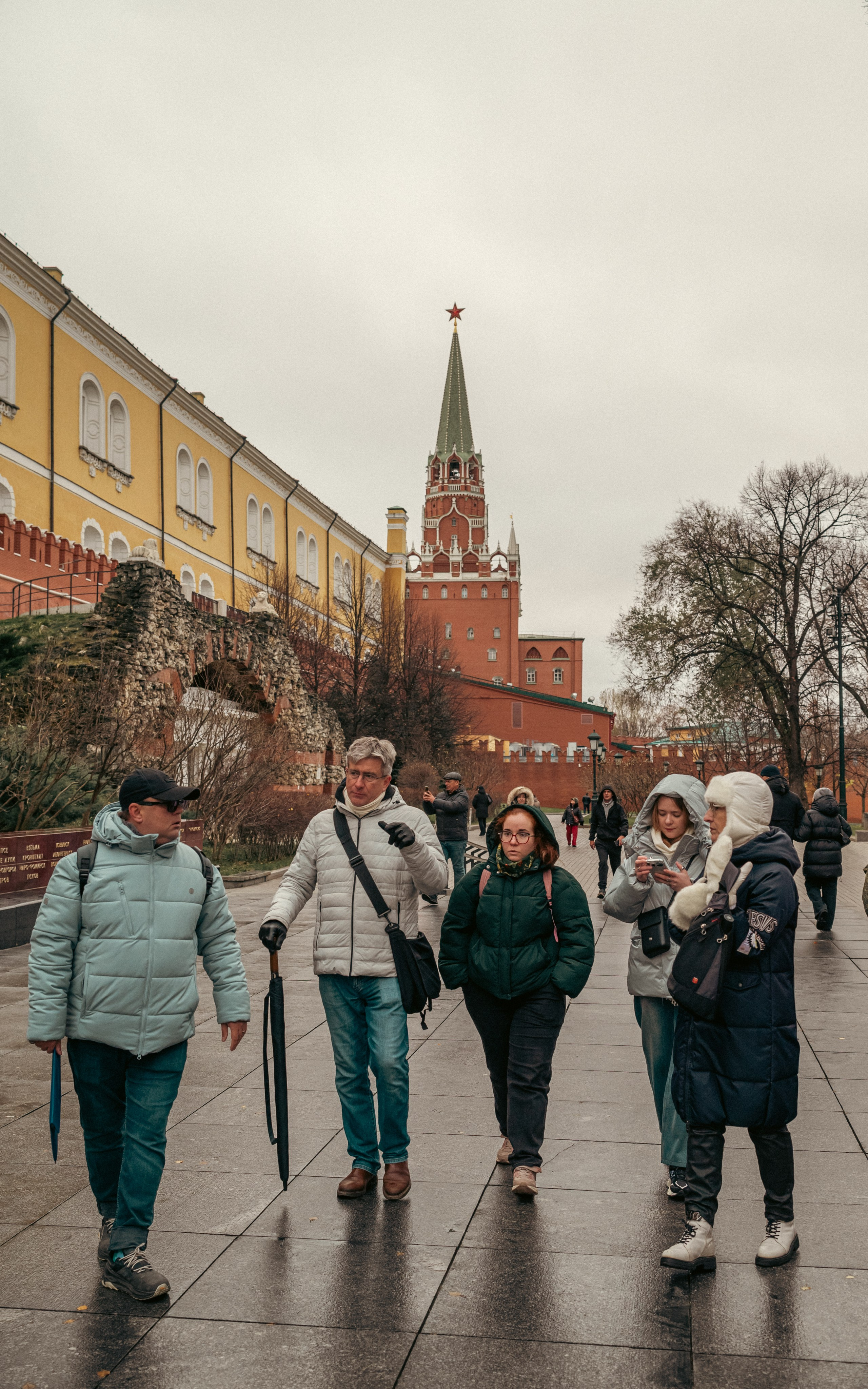 Помощь в подготовке к аттестации экскурсоводов. П&П — Полезное с Приятным. Фотоэкскурсии — Москва на память. Экскурсовод и фотограф в Москве. Увези столицу в своём альбоме!
