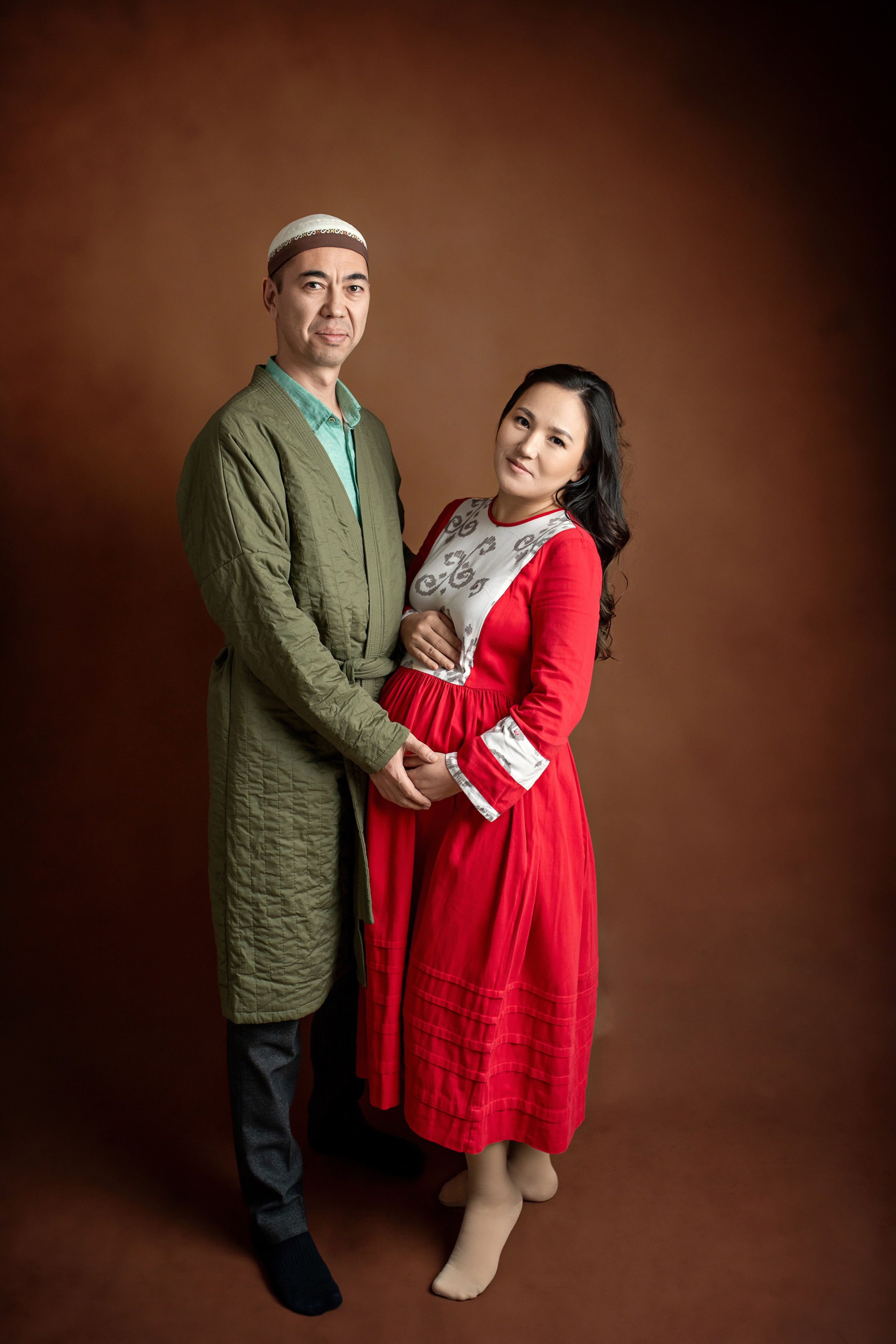 Фотосессия беременности в студии (Классика. Однотонные фоны) + Бохо стиль). Творческая команда Ульяшевы, свадебная и семейная фотография. Кахахста