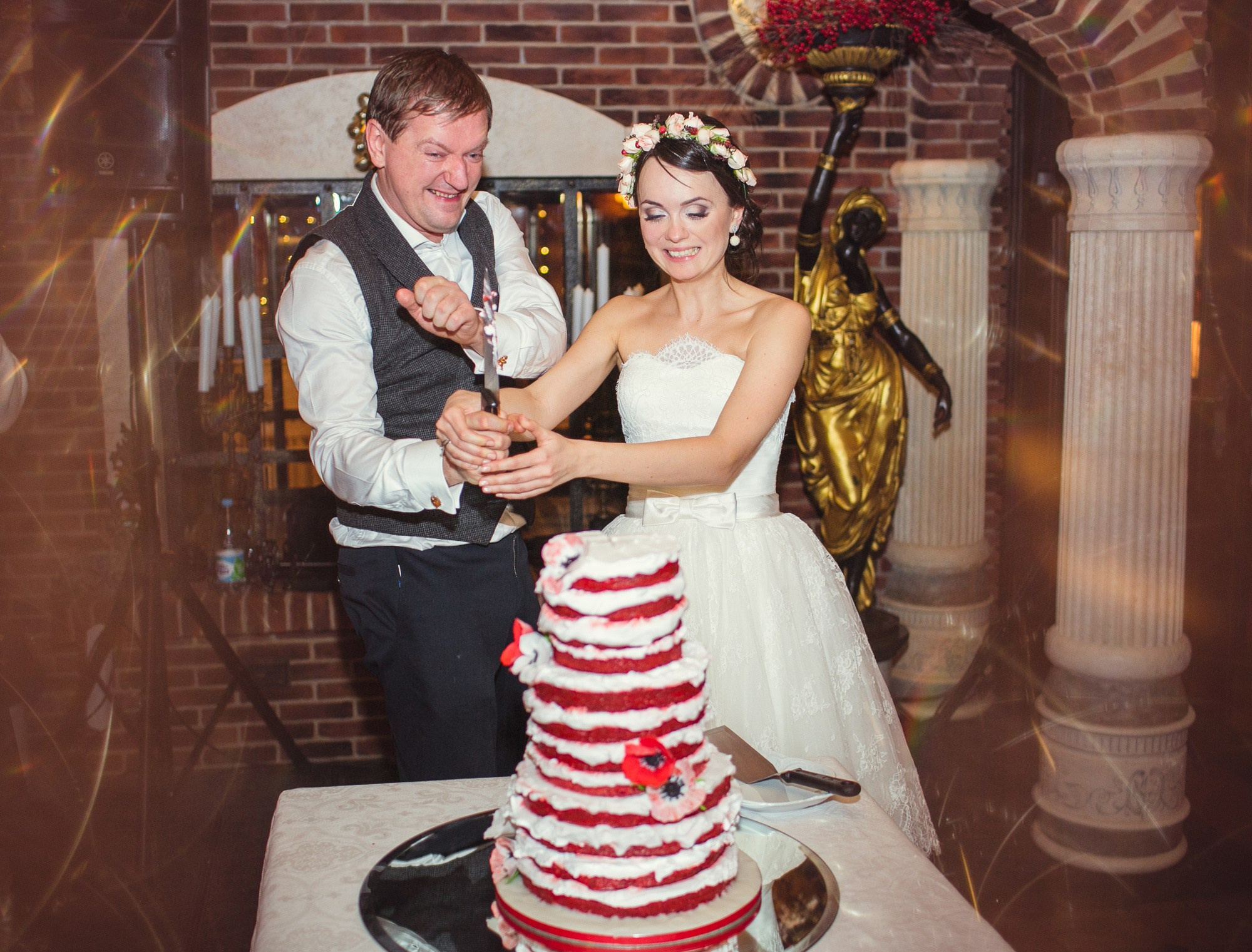 Зимняя свадьба в русских традициях. Семейный, портретный и свадебный фотограф в Санкт-Петербурге и Москве