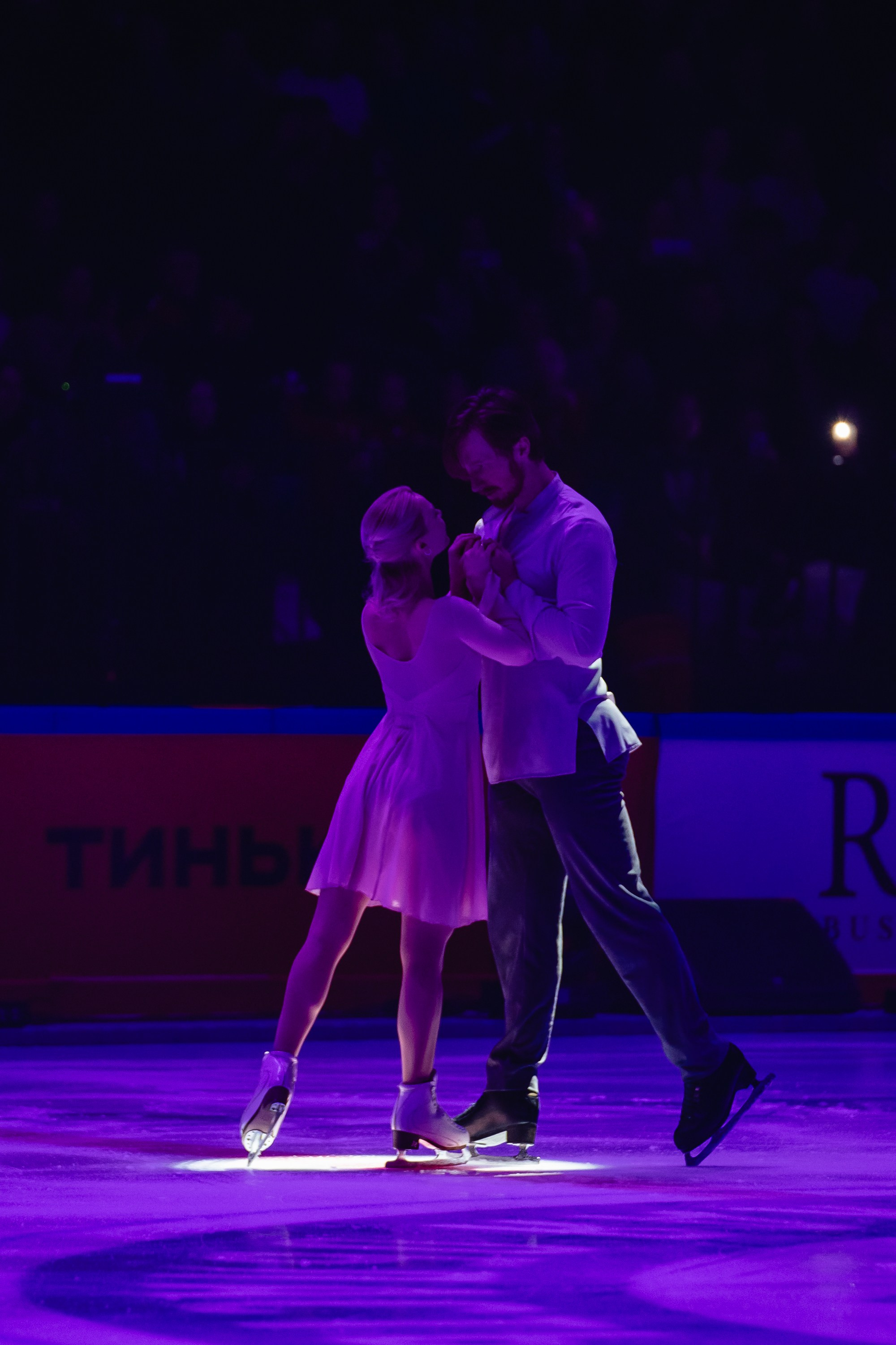 Шоу «Чемпионы на льду» в Новосибирске. Воробьева Ксения — Спортивный и танцевальный фотограф Новосибирск