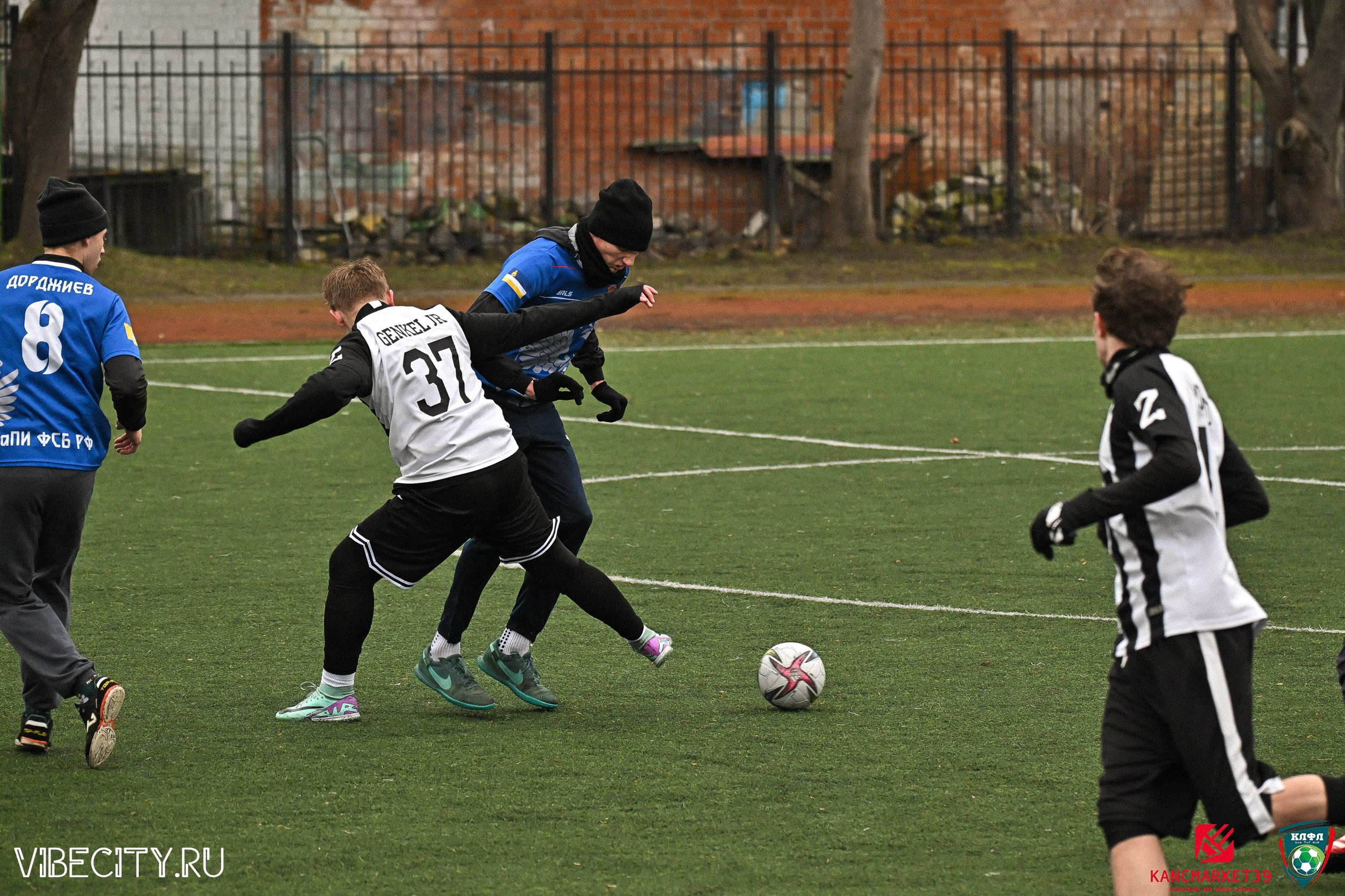 XX ЧЕМПИОНАТ КАЛИНИНГРАДСКОЙ ЛФЛ КАНЦМАРКЕТ39 сезона 2024–2025 гг. VIBECITY.RU Вайб Сити Ру Фоторепортажи Фотоотчеты Калининград