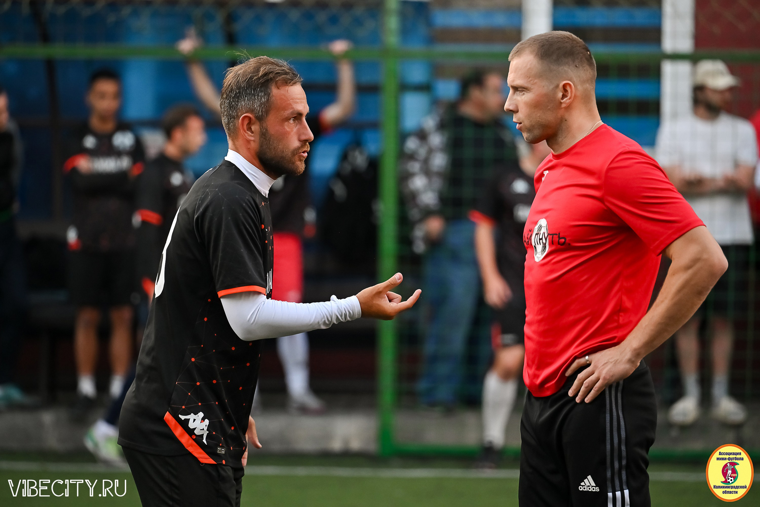ИГРЫ МИНИ-ФУТБОЛЬНОЙ И КОРПОРАТИВНОЙ ЛИГИ. VIBECITY.RU Вайб Сити Ру Фоторепортажи Фотоотчеты Калининград