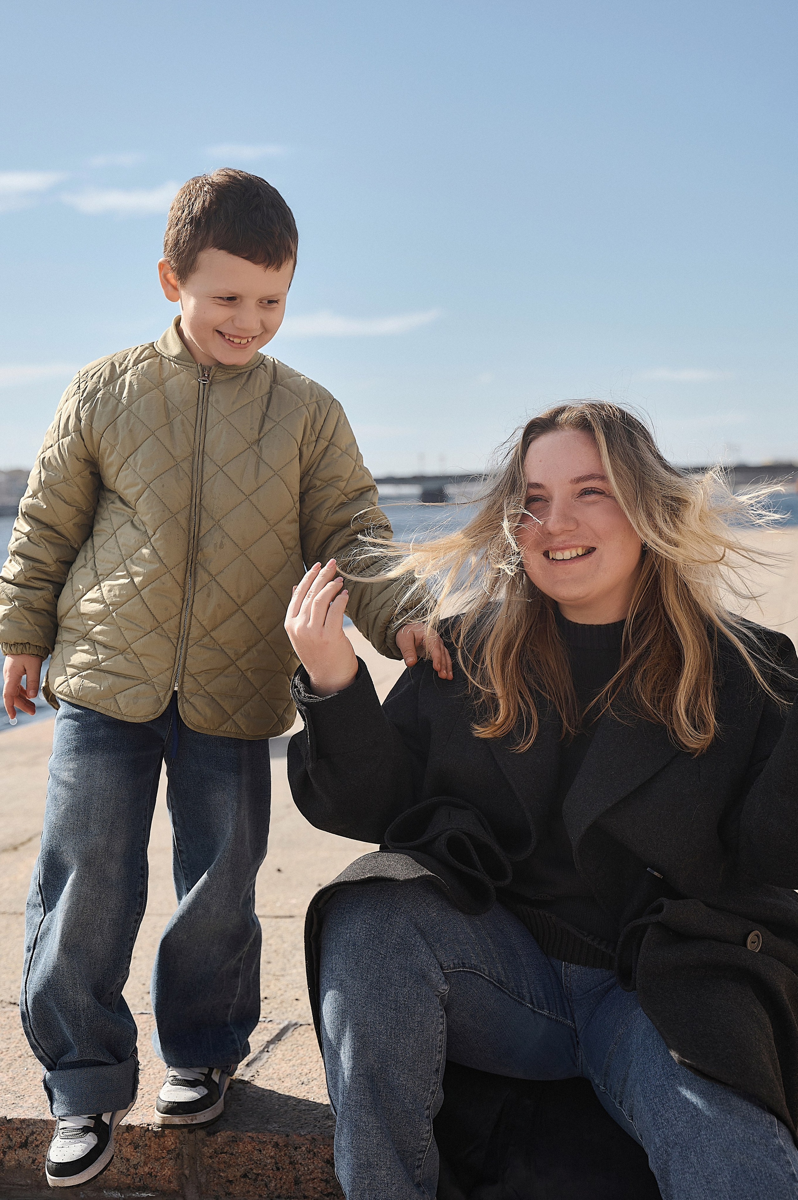 Весенняя прогулка на набережной. Семейный и детский фотограф Катерина Рожкова