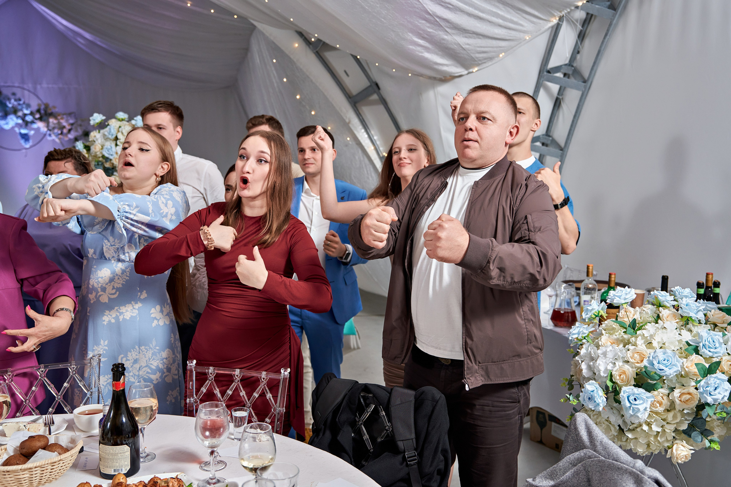 Нежная свадьба Антона и Софьи в яхт-клубе «Портофино». Фотограф Меняйло Евгений. Свадьба. Портрет. Репортаж. Семья. Контент