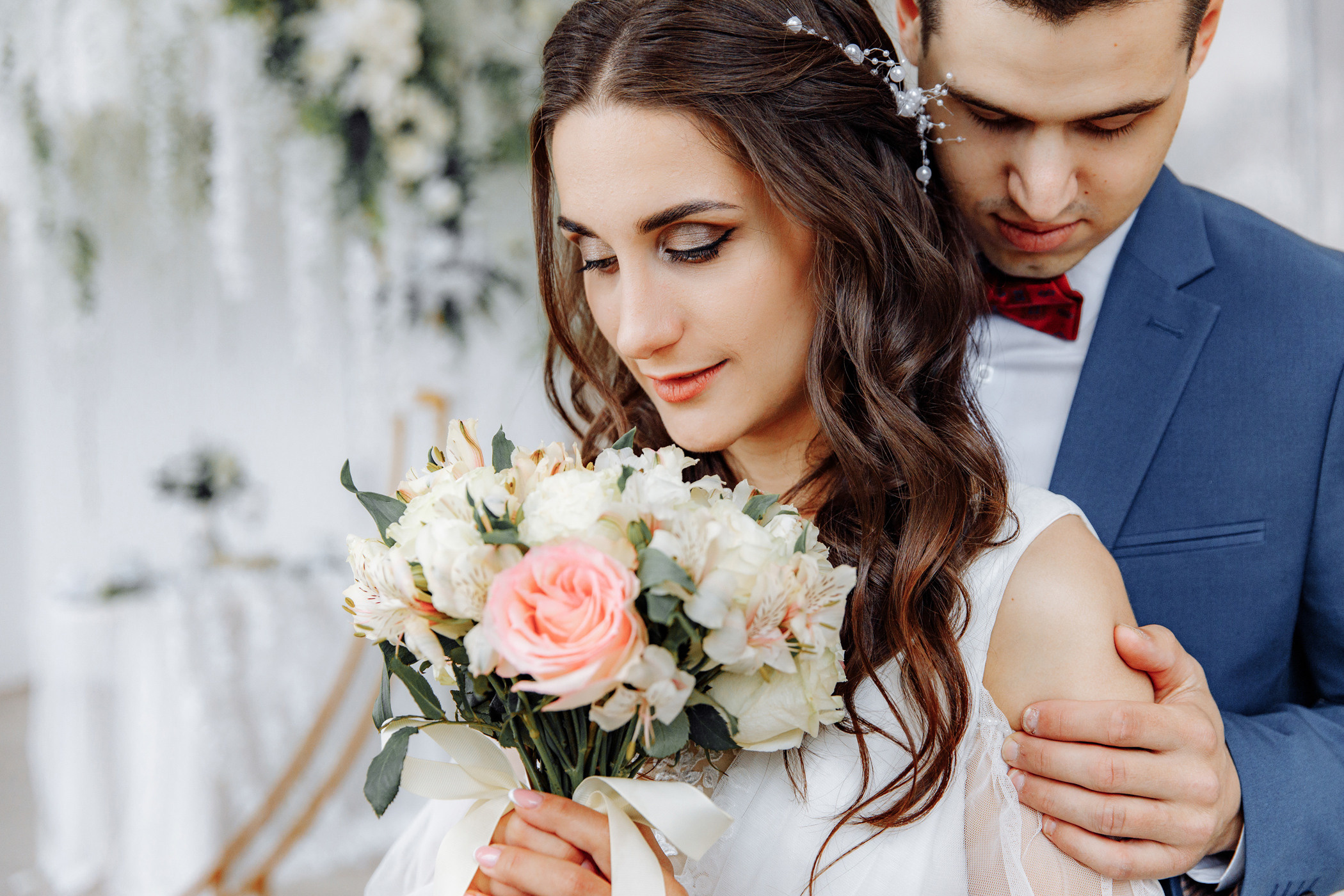 Еще одну полную серию получили Аида и Саша