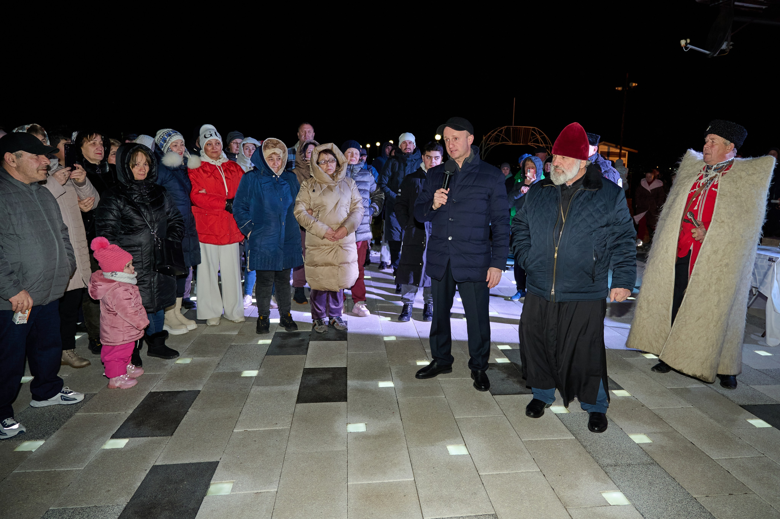Крещенские купания. Жизнь курорта Кабардинка в фотографиях
