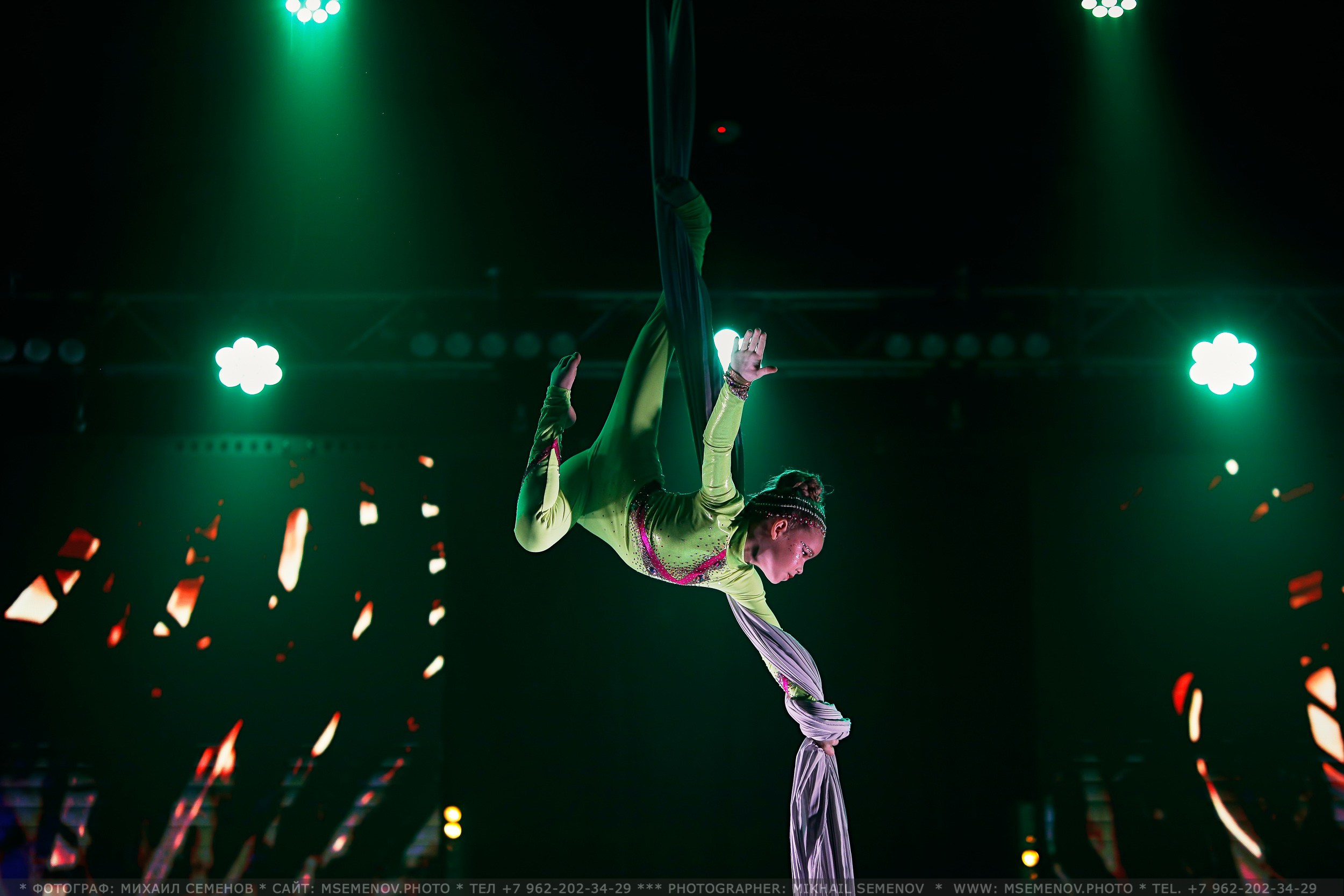 Анонс фоторепортажа с Концерта Грация. POLE DANCE. Photographer for business Mikhail Semenov. Aqua photo studio, photo school