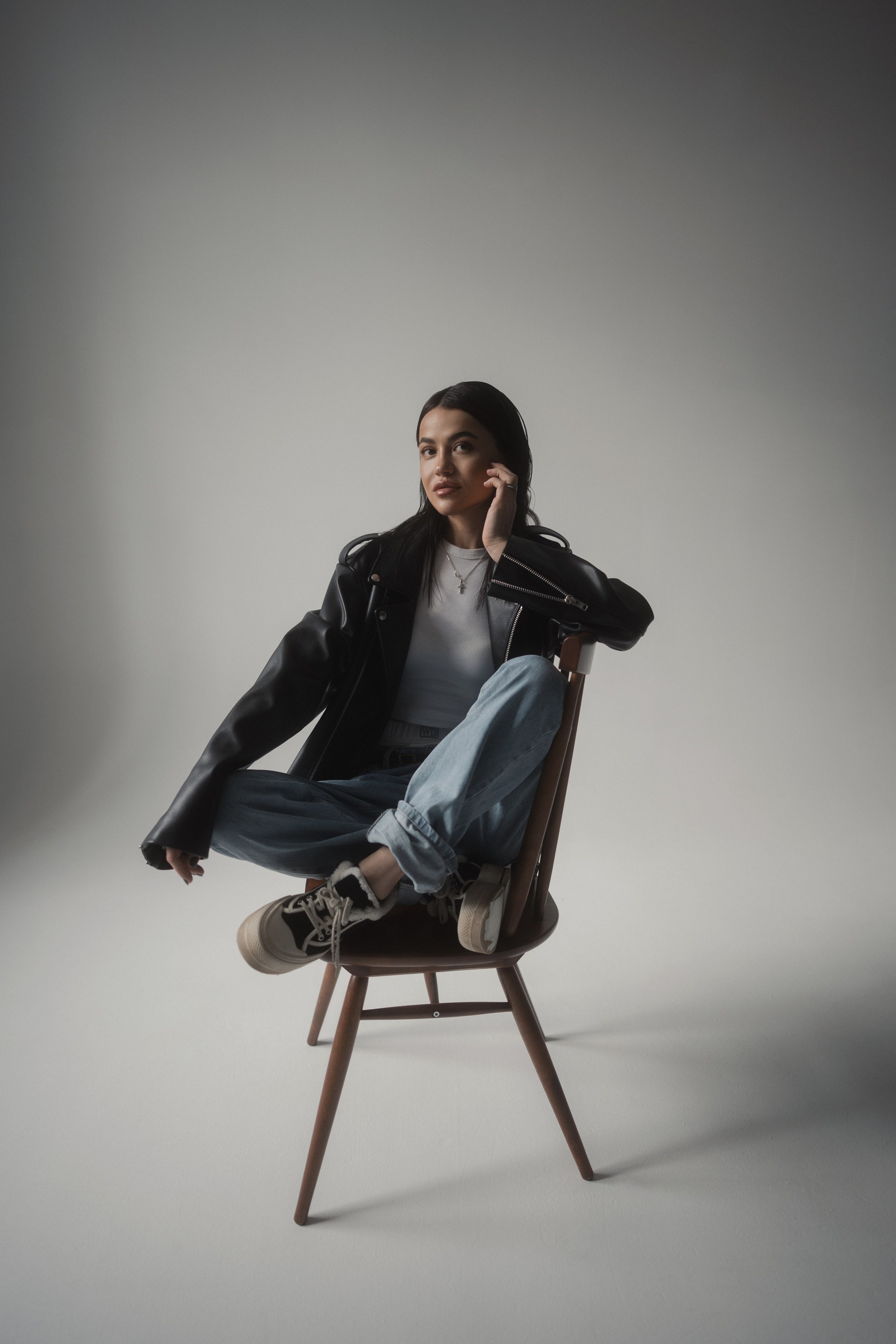 Studio Photoshoot with Vlada in Kazan — Anton Avanzato