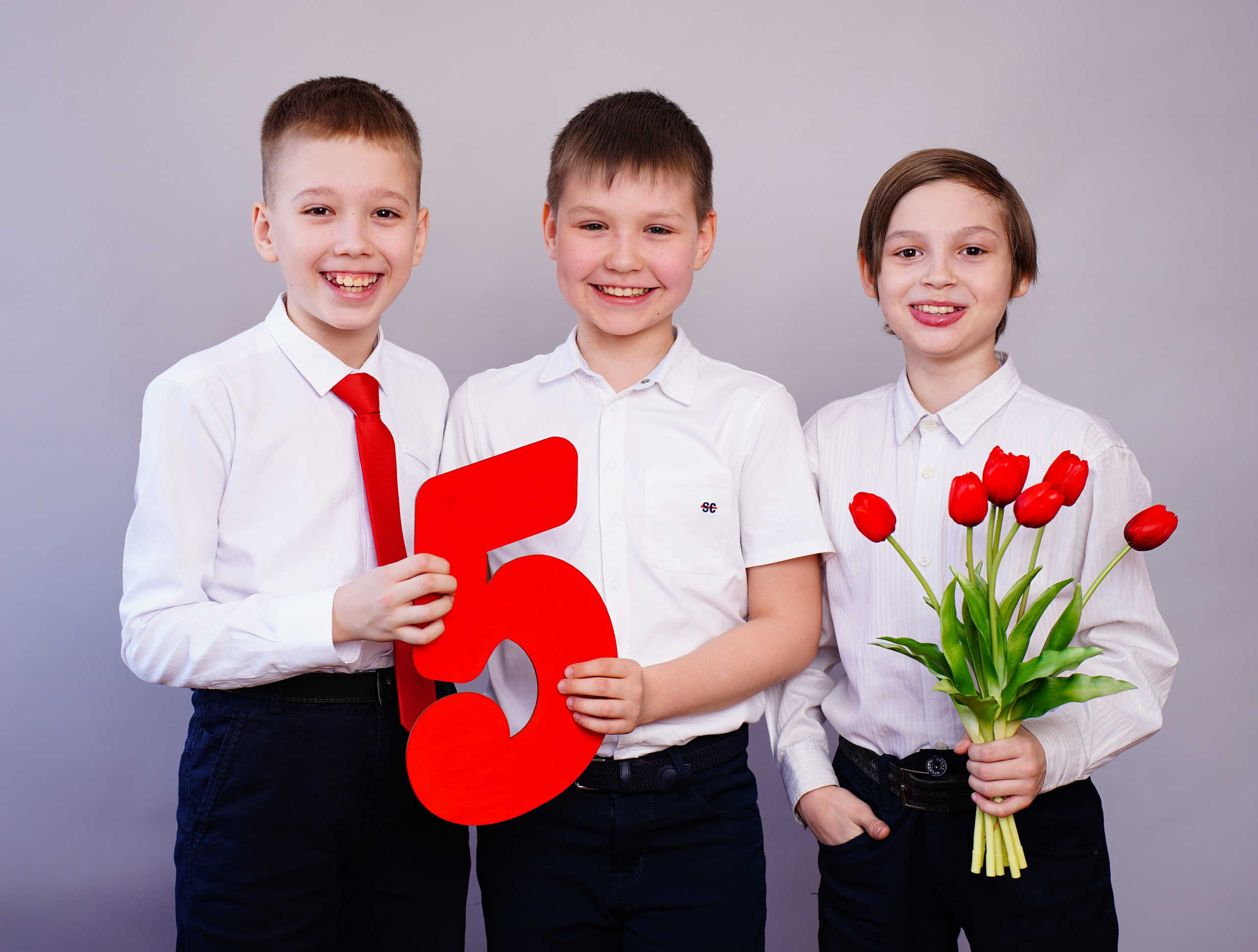 MEMENTO.Выпускные альбомы, школьные, юбилейные и другие книги. Ростов-на-Дону