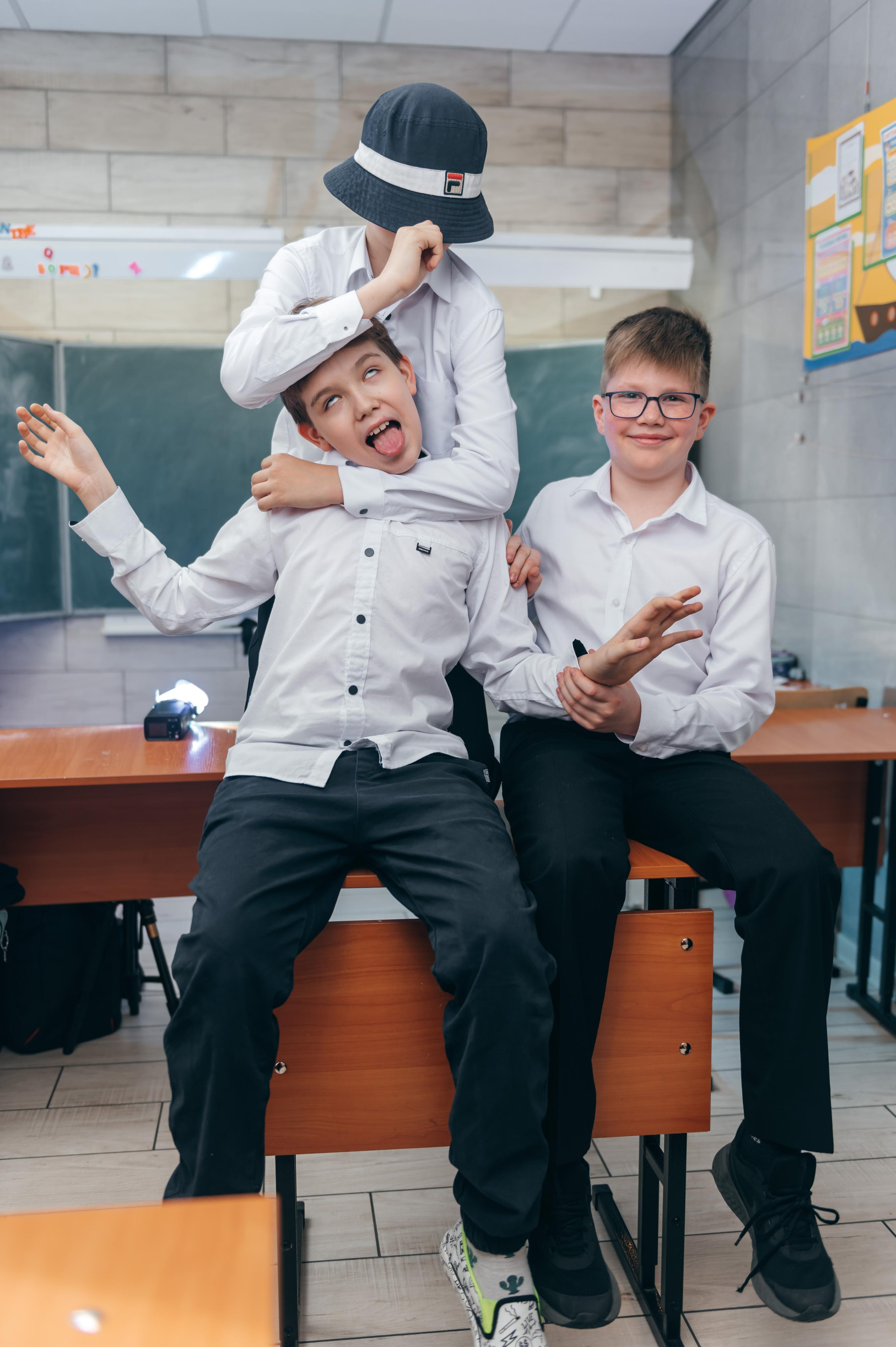 Начальные классы. Современные выпускные альбомы в Новосибирске