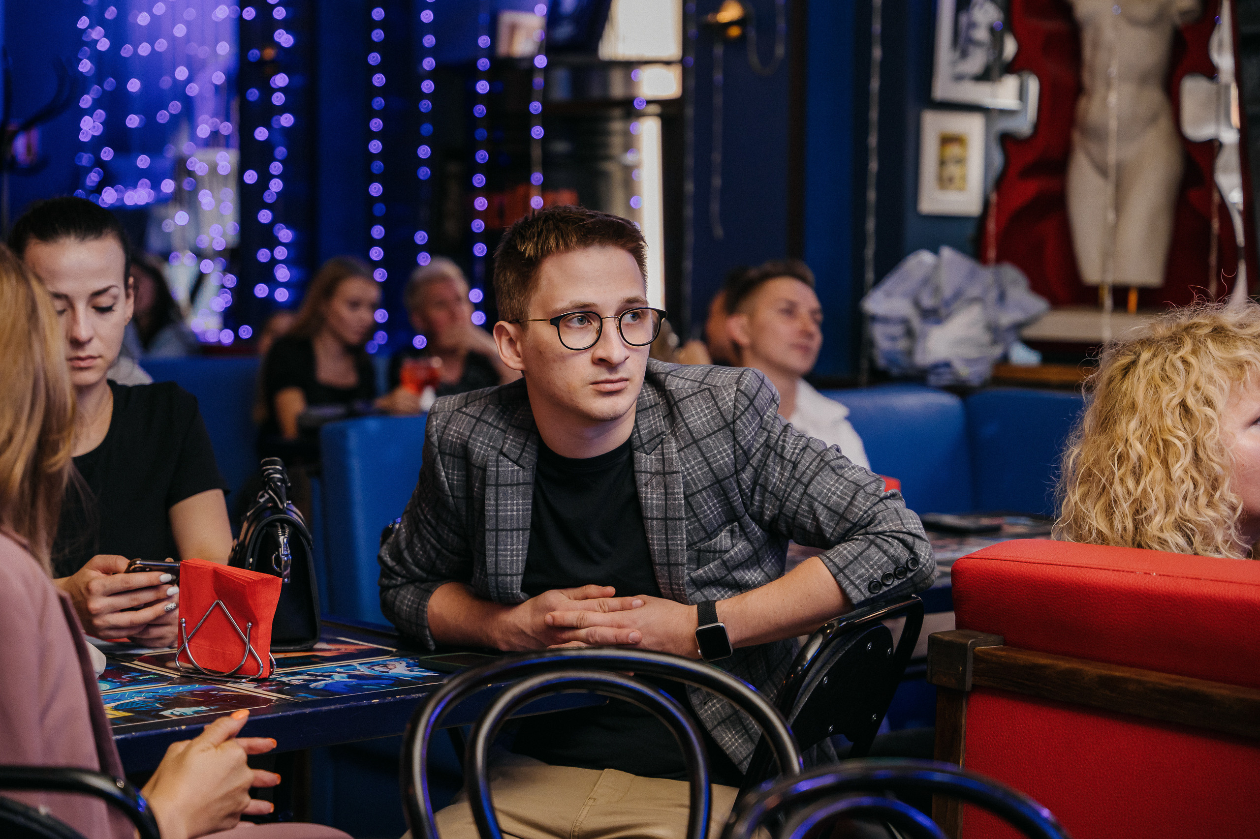 ПИТЕРЧИТАЕТ — поэтическая встреча. Святослав Буньков | фотограф