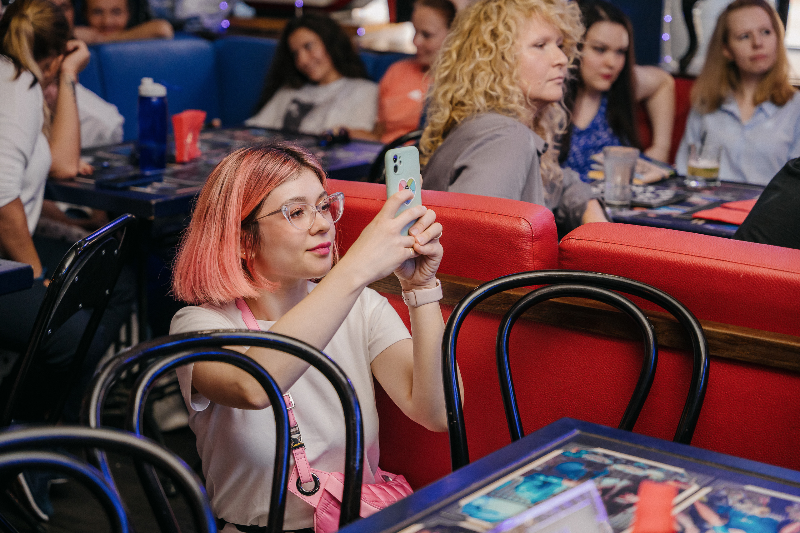 ПИТЕРЧИТАЕТ — поэтическая встреча. Святослав Буньков | фотограф