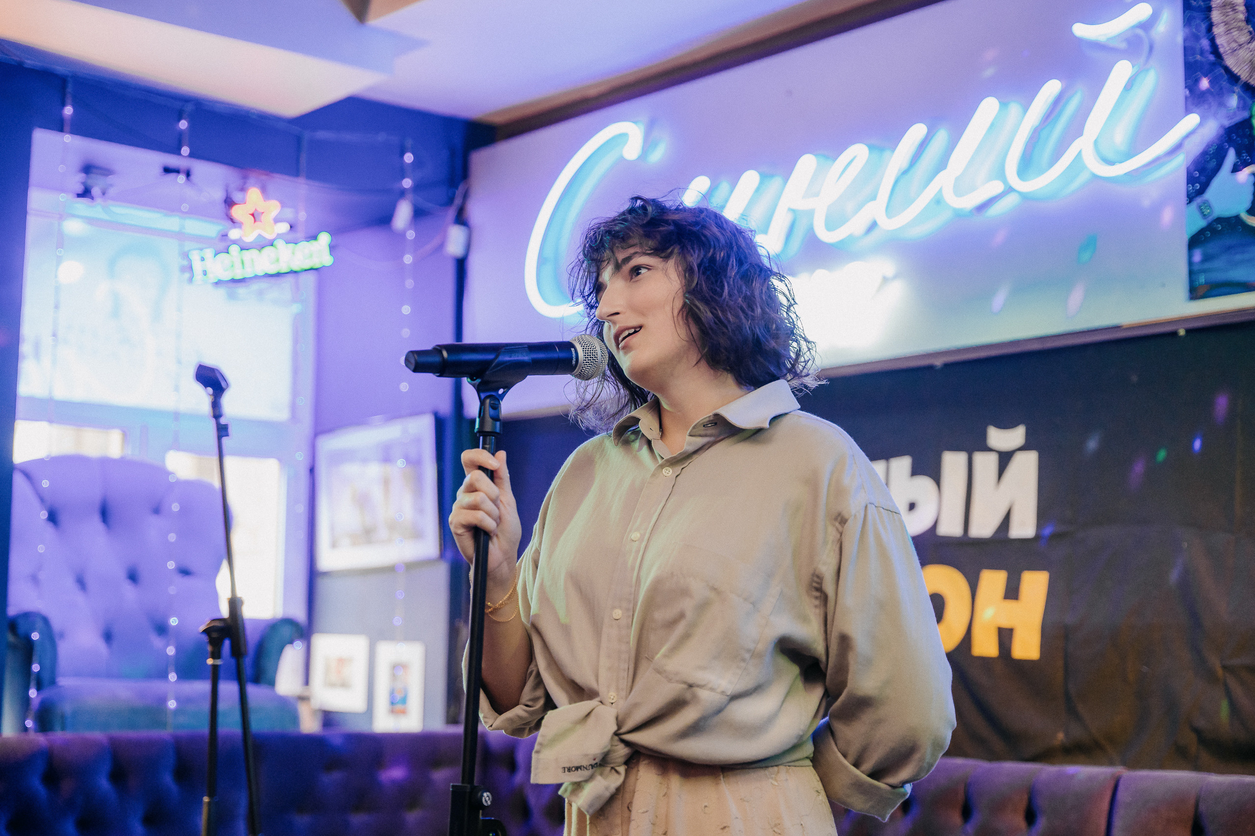 ПИТЕРЧИТАЕТ — поэтическая встреча. Святослав Буньков | фотограф