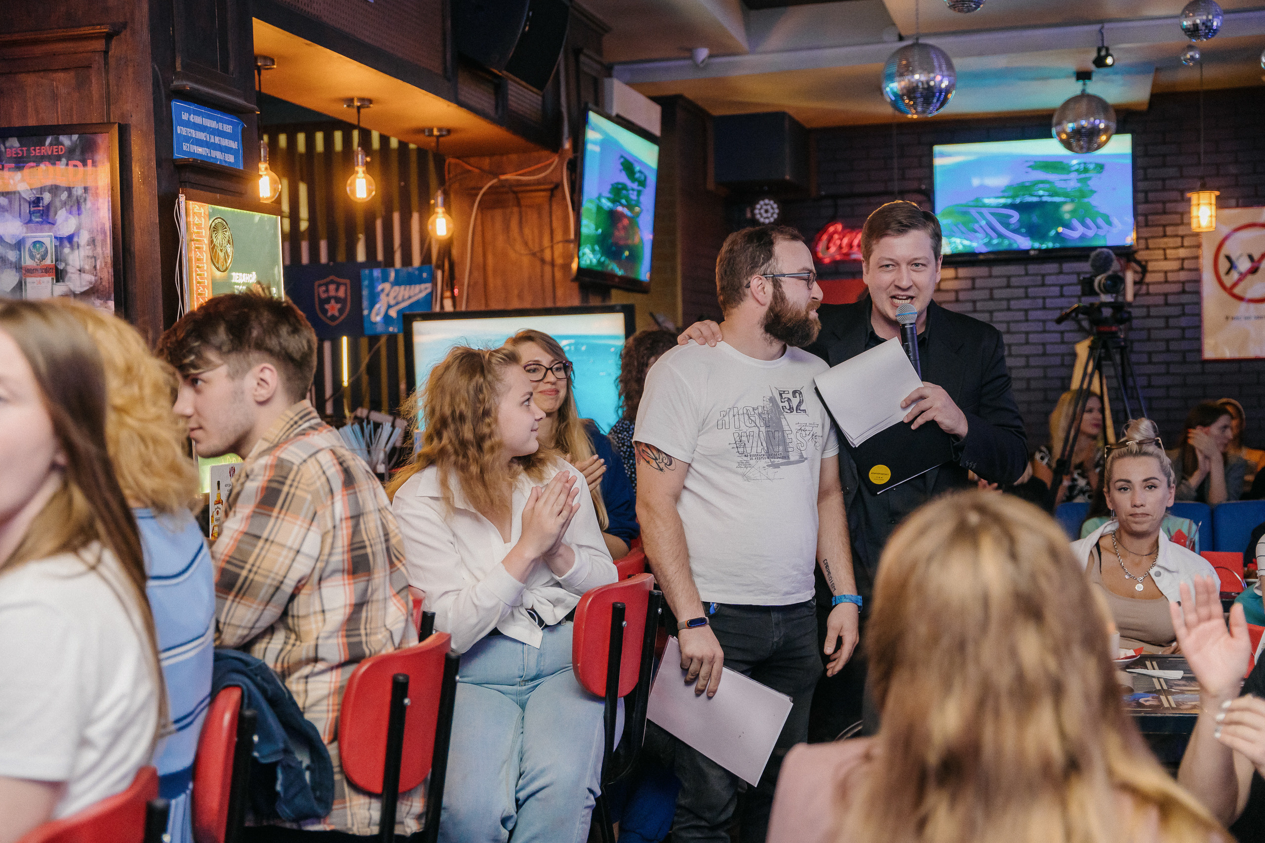 ПИТЕРЧИТАЕТ — поэтическая встреча. Святослав Буньков | фотограф