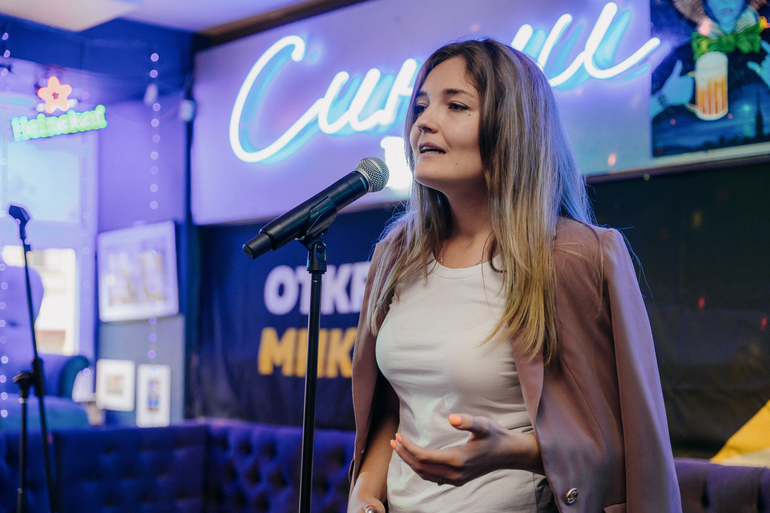 ПИТЕРЧИТАЕТ — поэтическая встреча. Святослав Буньков | фотограф