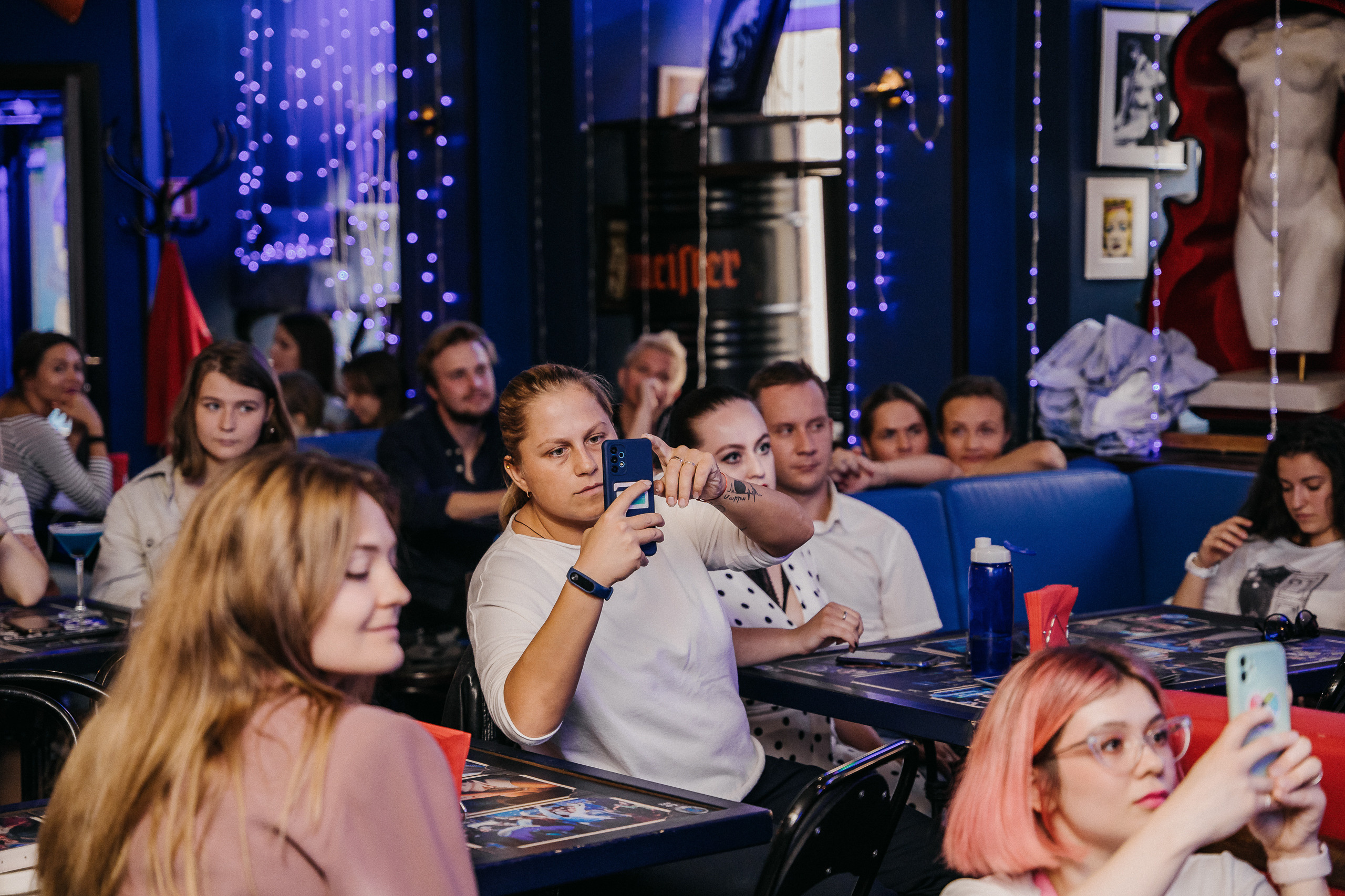 ПИТЕРЧИТАЕТ — поэтическая встреча. Святослав Буньков | фотограф