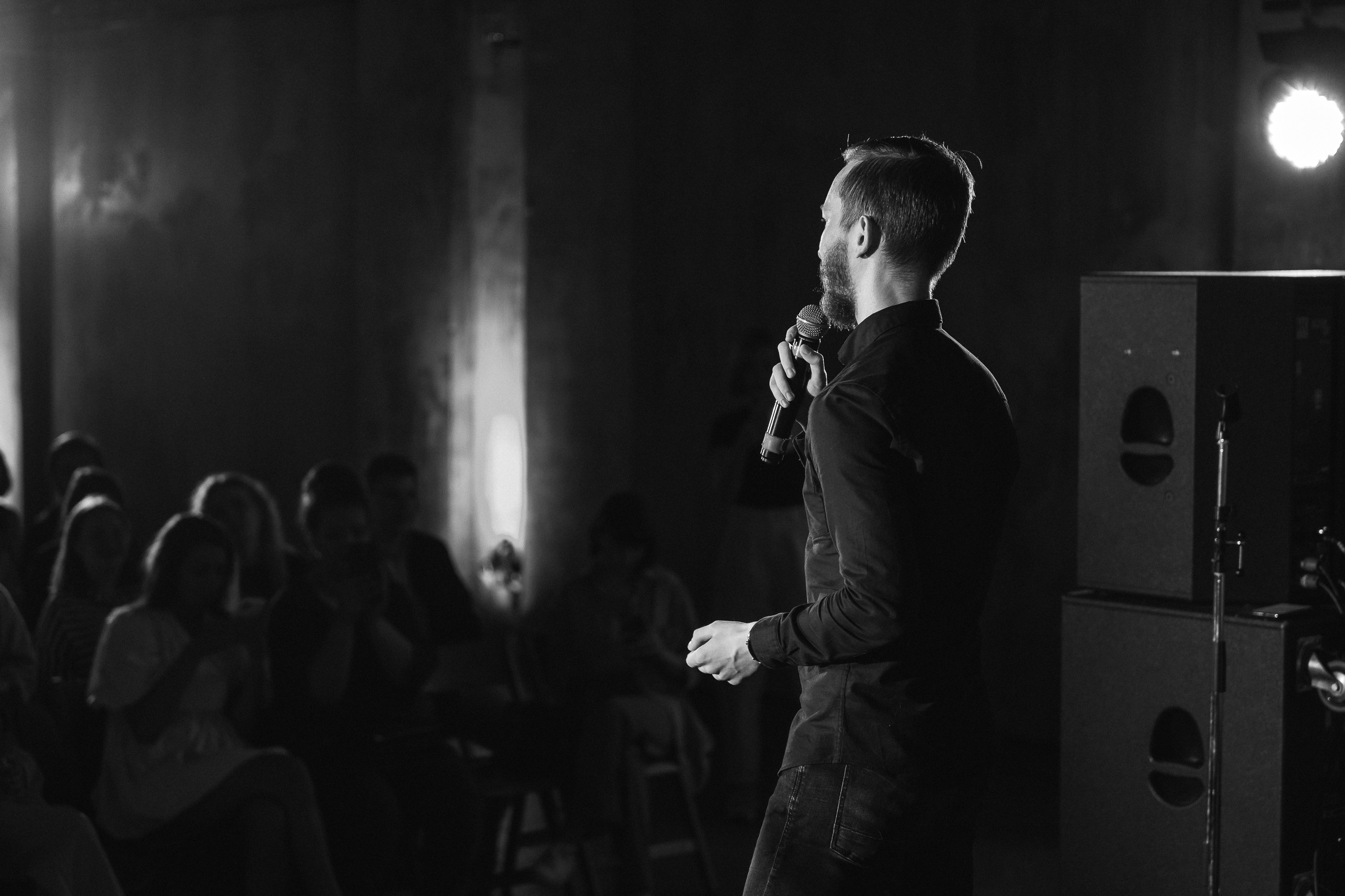 PITERCHITAET — poetic meeting. Svyatoslav Bunkov | photographer