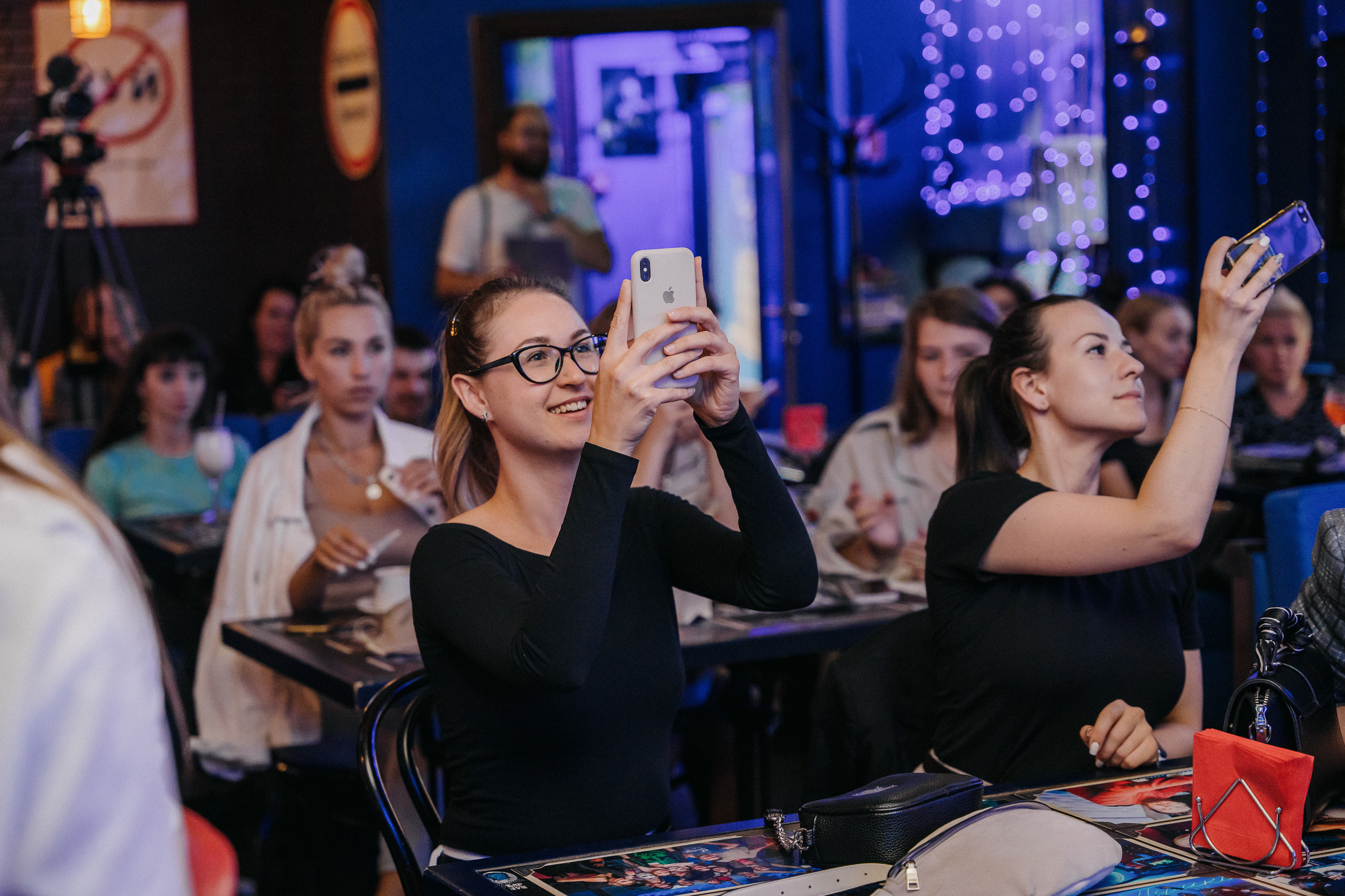 ПИТЕРЧИТАЕТ — поэтическая встреча. Святослав Буньков | фотограф