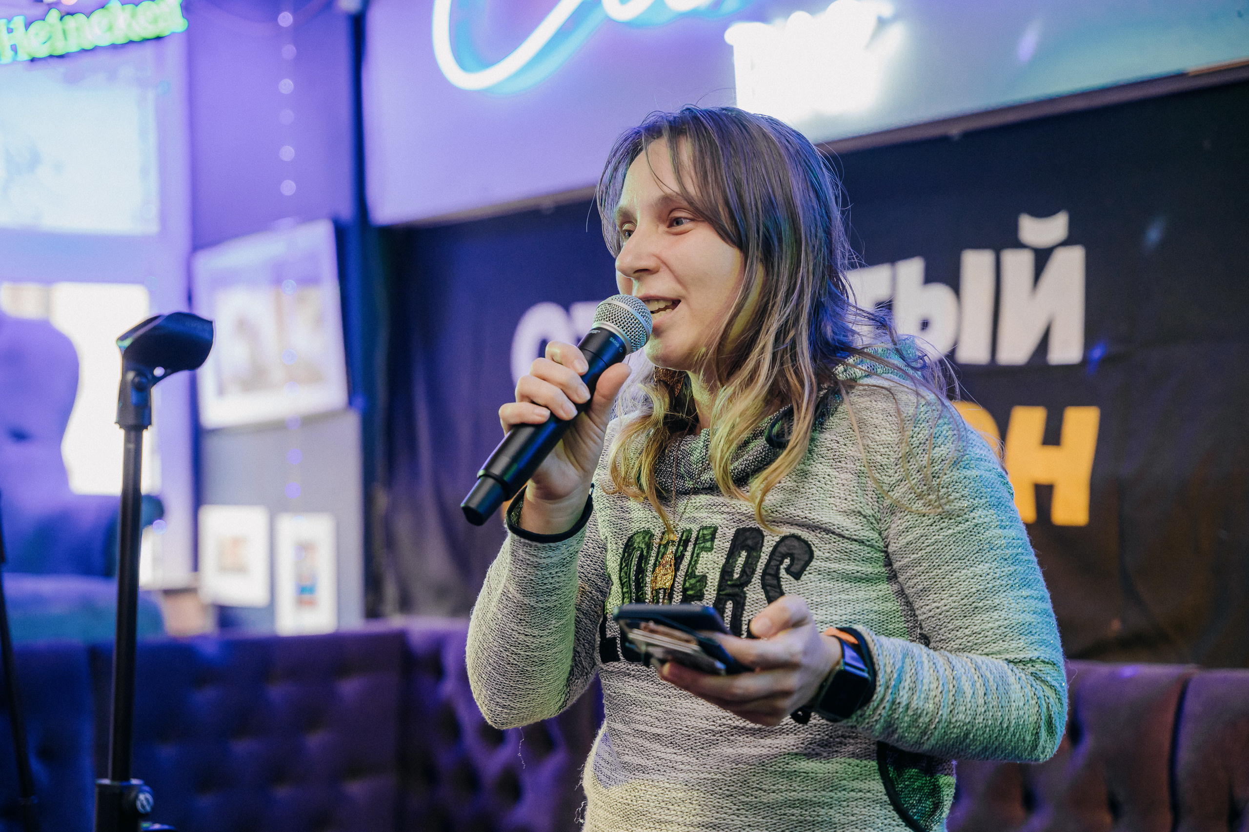 ПИТЕРЧИТАЕТ — поэтическая встреча. Святослав Буньков | фотограф