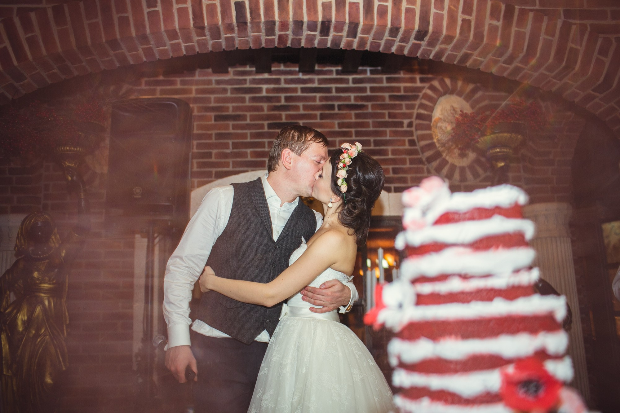 Зимняя свадьба в русских традициях. Семейный, портретный и свадебный фотограф в Санкт-Петербурге и Москве