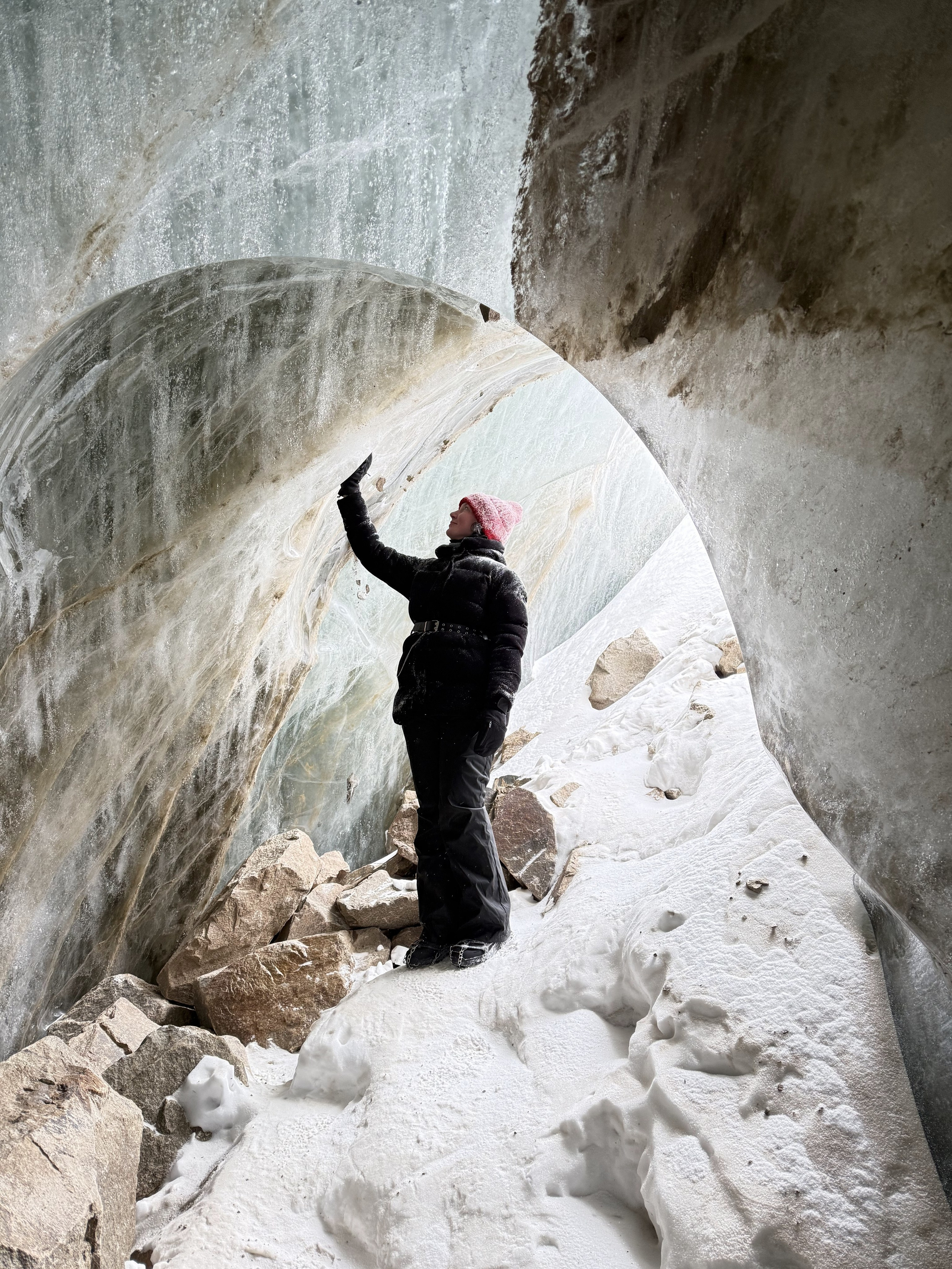Ледник Богдановича в Алматы, Казахстан