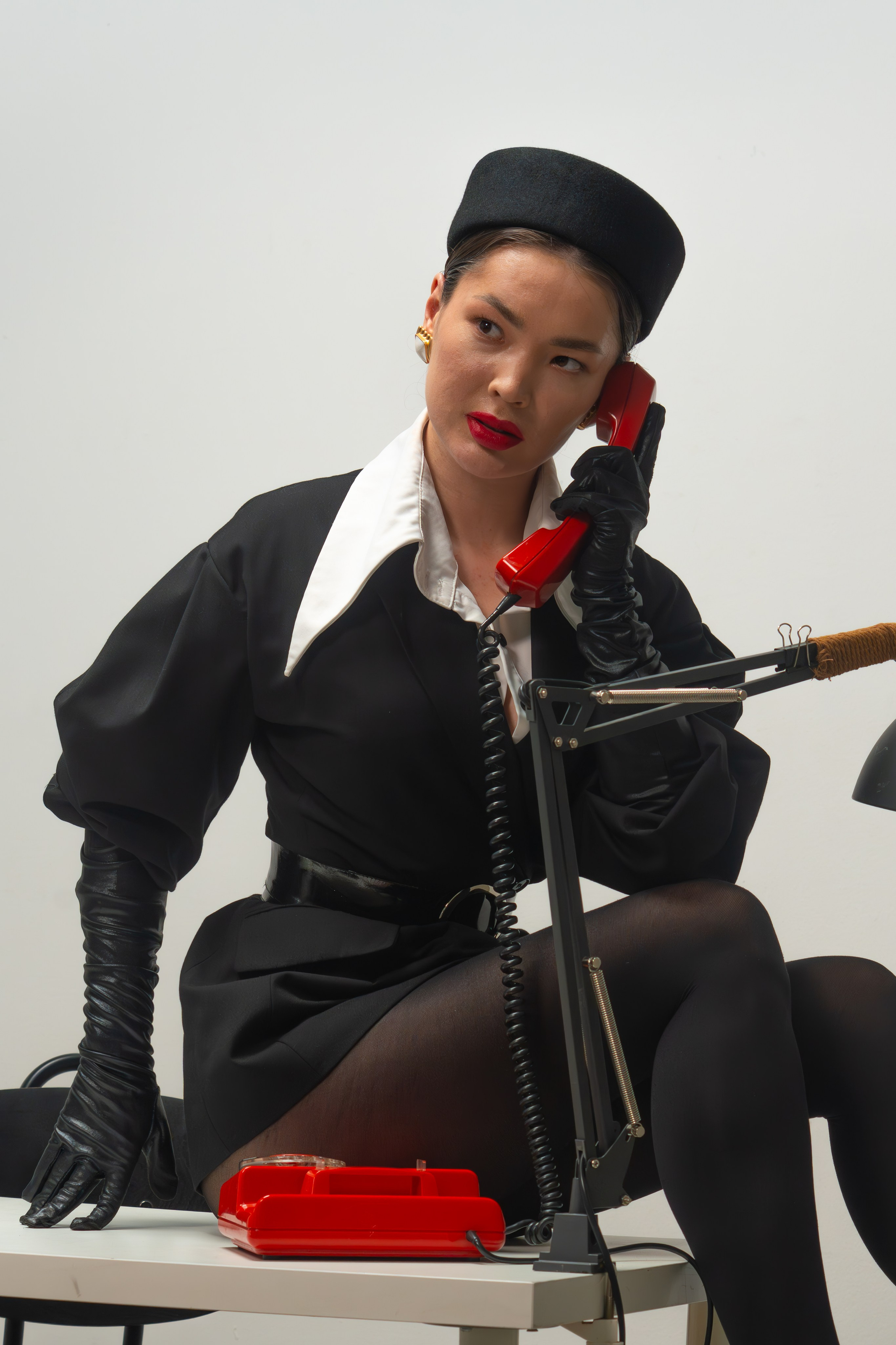 Портретная фотосессияСемейная фотосессияДетская фотосессияЛюбовная/Love-story фотосессияСвадебная фотосессияФотосессия для помолвкиПрофессиональный/деловой портретРекламная/коммерческая фотосессияФотосессия продукции (товары)Фотосессия моды (fashion)Бьюти-съемка (красота, макро-детали лица)Фотосессия lifestyle (повседневная жизнь, атмосфера)Фотосессия в полёте/авиационная (иногда отдельно как аэросъемка)Пейзажная/ландшафтная фотосессияАрхитектурная фотосессияАнфас/студийная фотосессияНю-фотосессия (с оговорками об этике и согласии)Фотосессия для артистов/музыкантовФотосессия для блогеров и инфлюенсеровФотосессия в стиле ретро/винтажЭко- и концептуальная съемка (арт-иллюстративная)Фотосессия для мероприятий (часто как репортажная)Aerial/дрон-съемка (в сочетании с портретной или пейзажной частью)Инфографическая/презентационная фотосессия (для презентаций и каталогов)