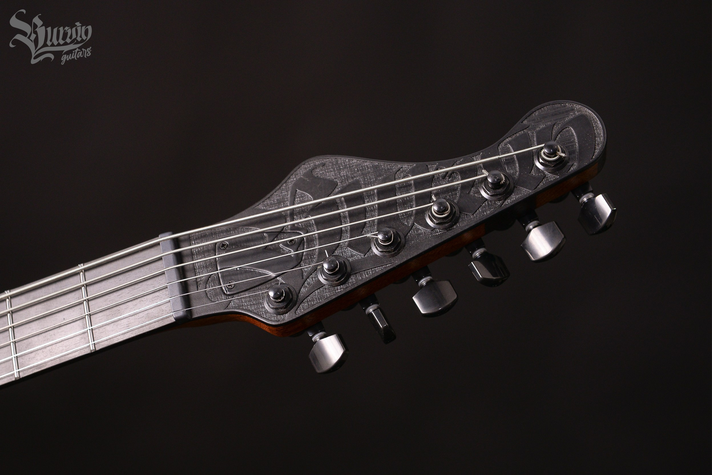 033 YAGA. Master of making guitars and basses to order