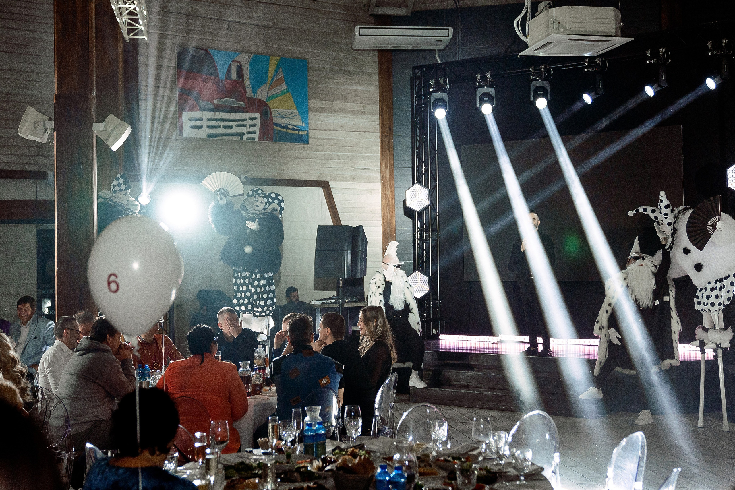 • корпоратив «АВЕНЮ». Фотограф, индивидуальные женские, мужские фотосессии в Ростове-на-Дону