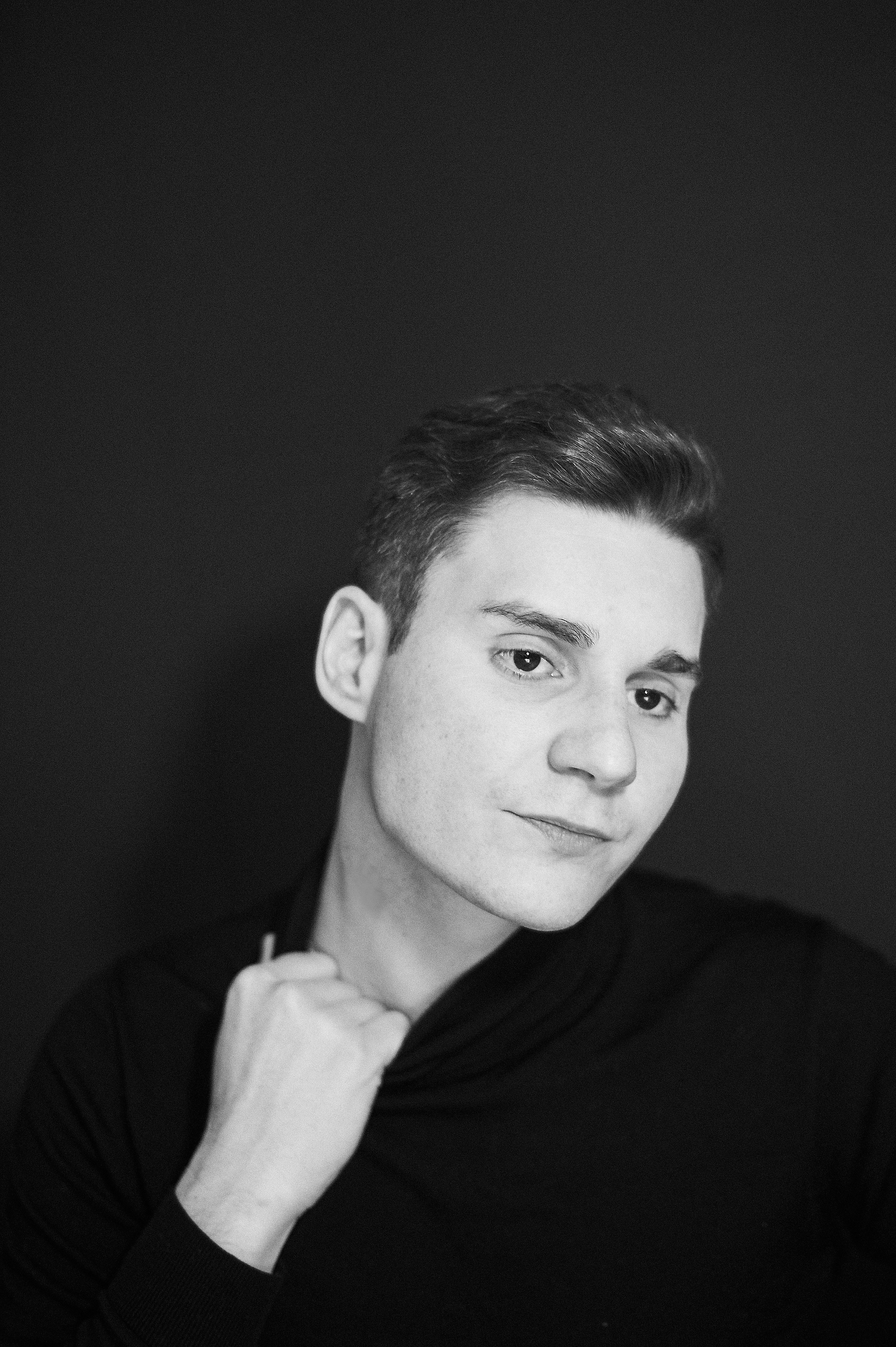 Одежда доставляет дискомфорт. Душно