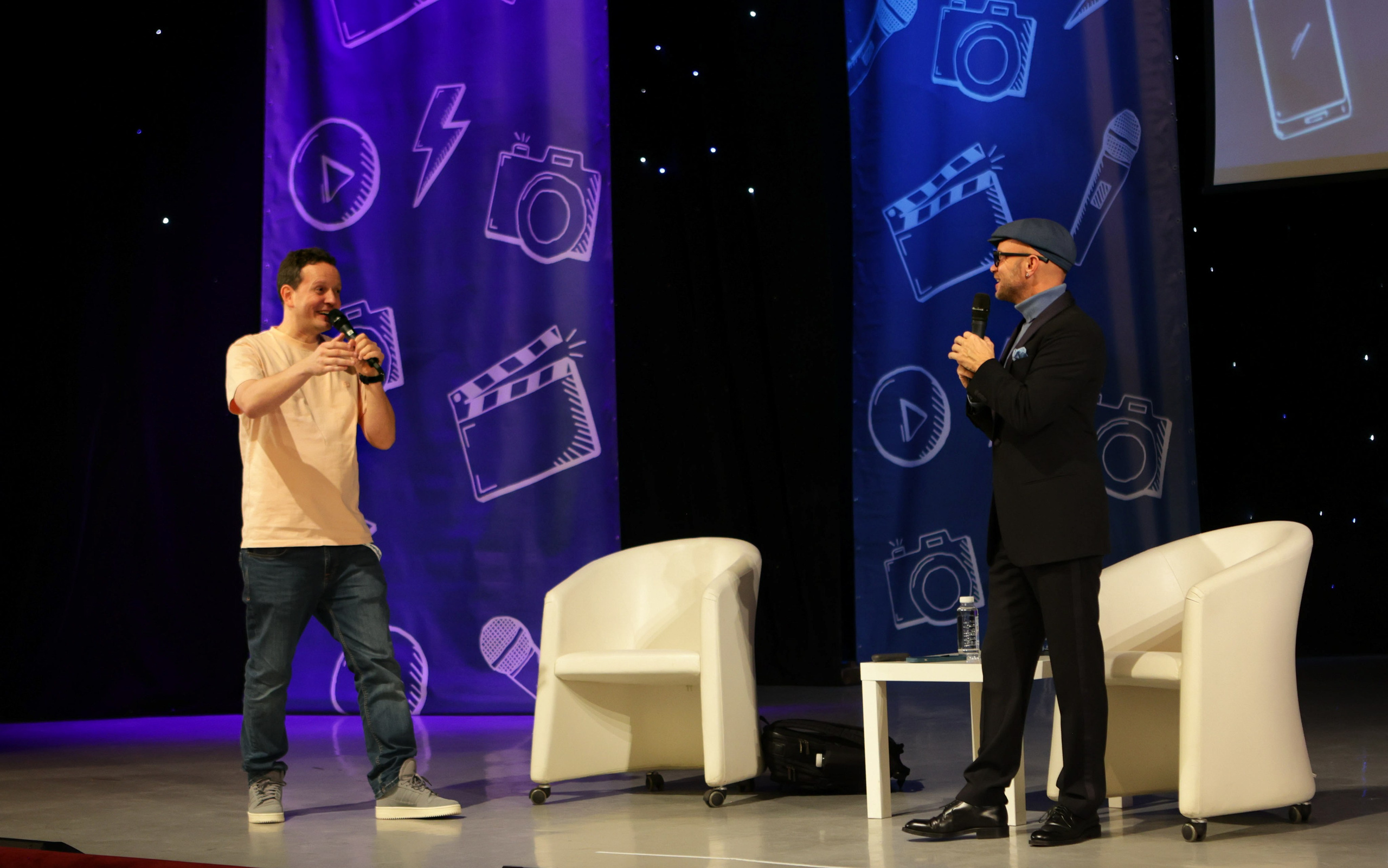 Фестиваль детских медиа «Включайся!». Выпускные альбомы и школьный фотограф в Подольске, Троицке, Щербинке, Москве и Московской области