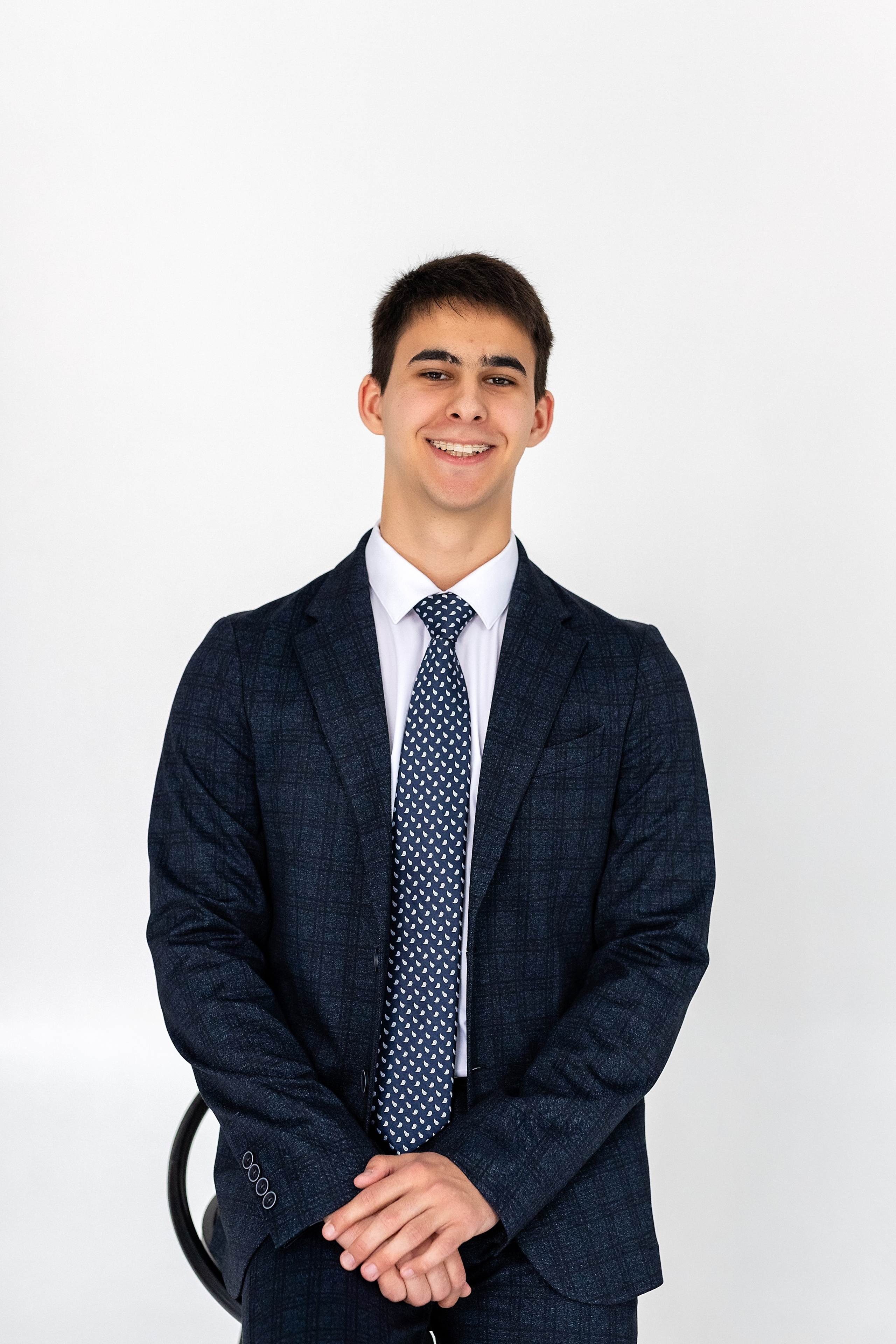 Выпускной альбом Владивосток 11 класс. Стильный выпускной альбом Владивосток фотограф Вероника Мигачева