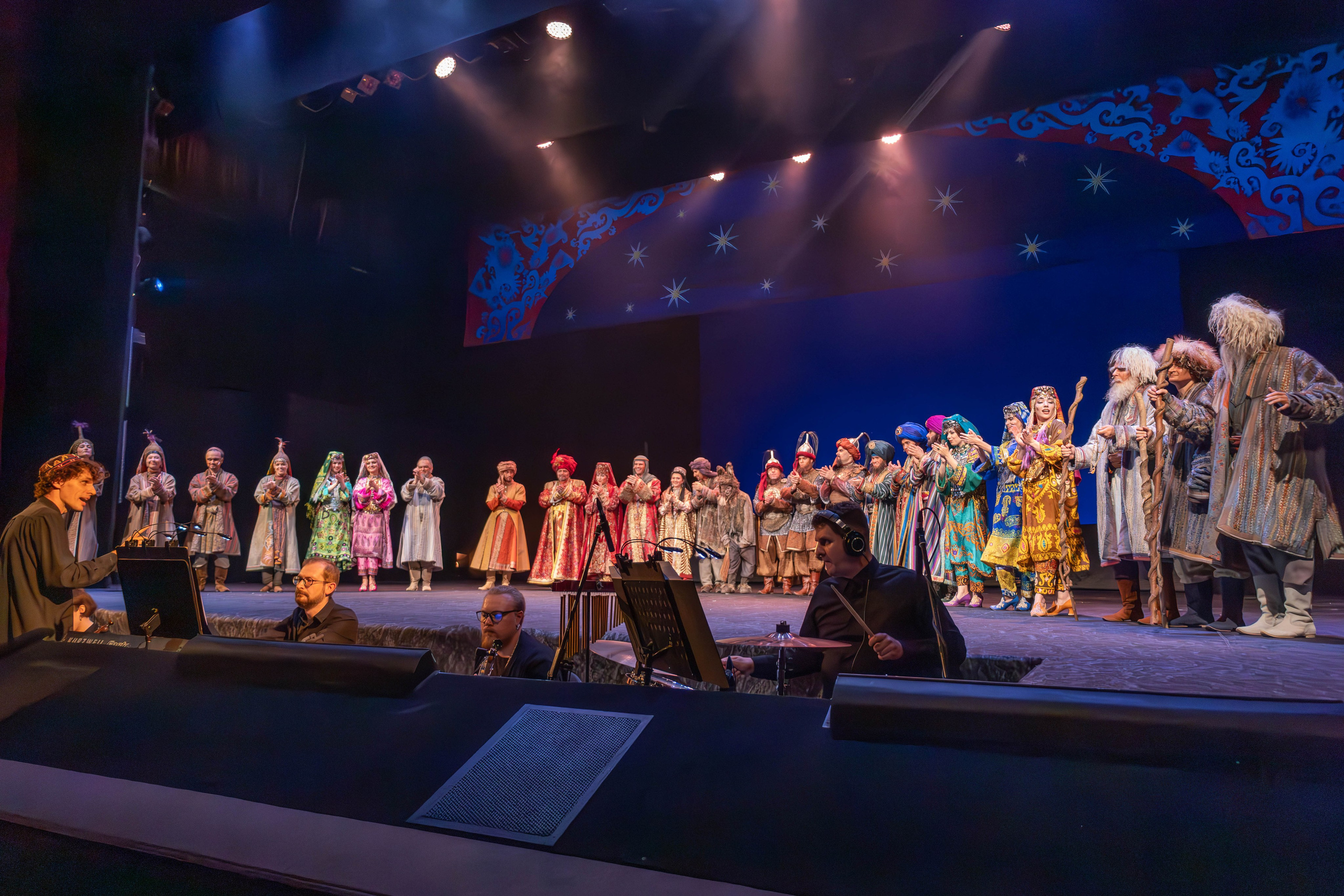 Спектакль «Далеко-далеко на Востоке» в театре Терезы Дуровой