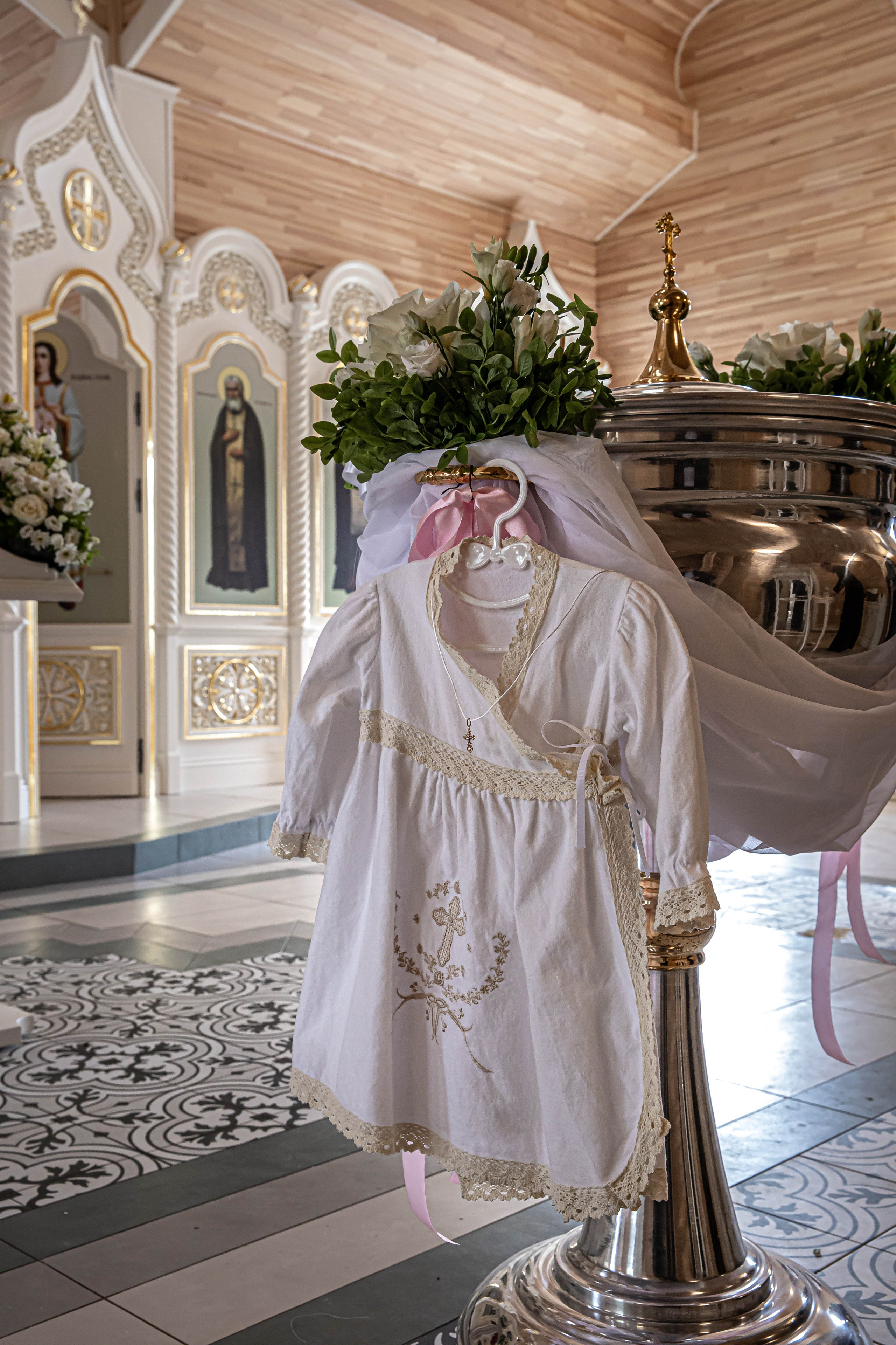 Фотограф на Крещение в Санкт-Петербурге. Фотосессии в студии СПб Портретный фотограф — Юрий Торлопов