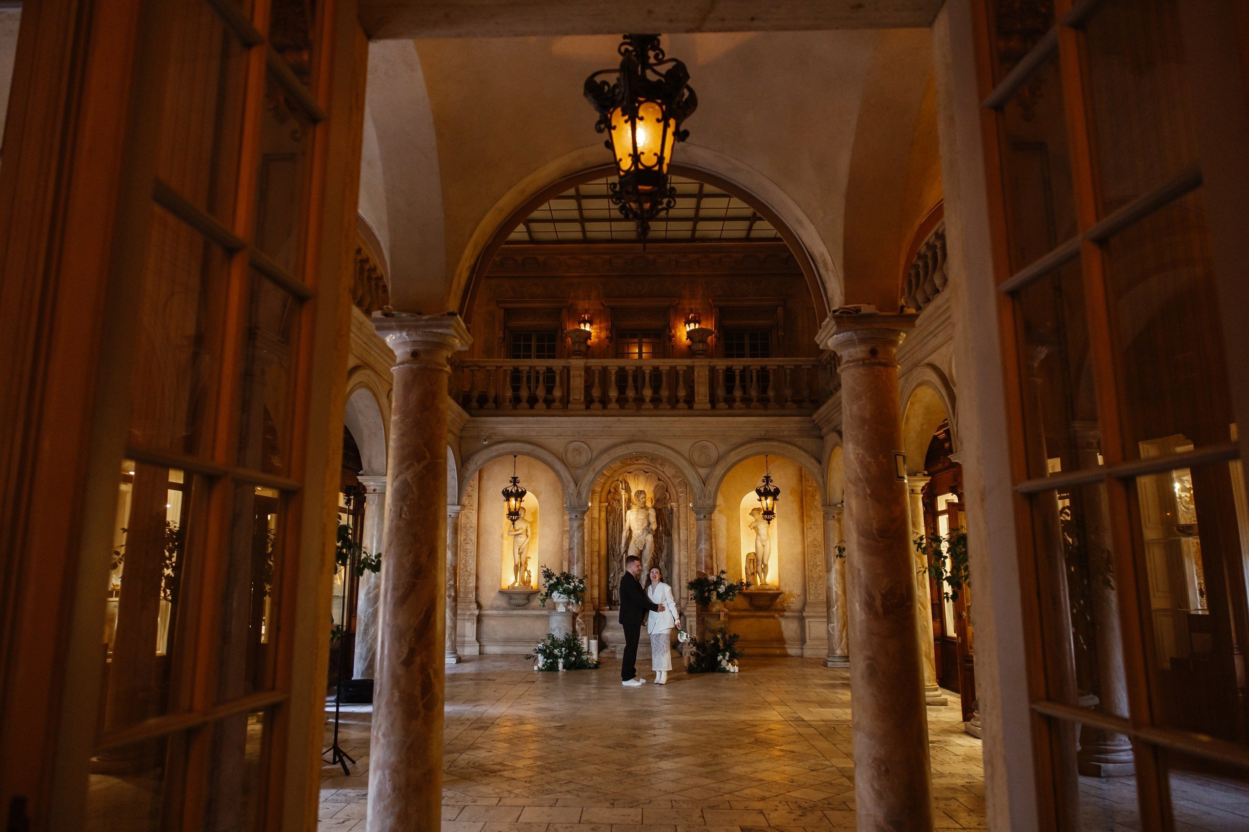 Свадьба на 10 человек летом в Москве: как организовать камерный праздник, который запомнится. Фотограф, видеограф на свадьбу в Москве Никита Назаров