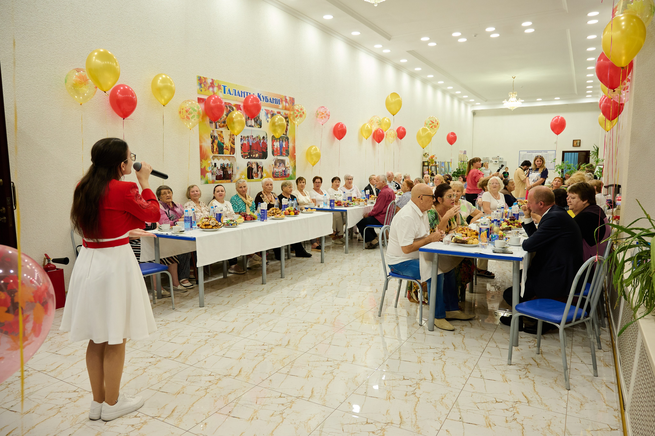 День пожилого человека. Жизнь курорта Кабардинка в фотографиях