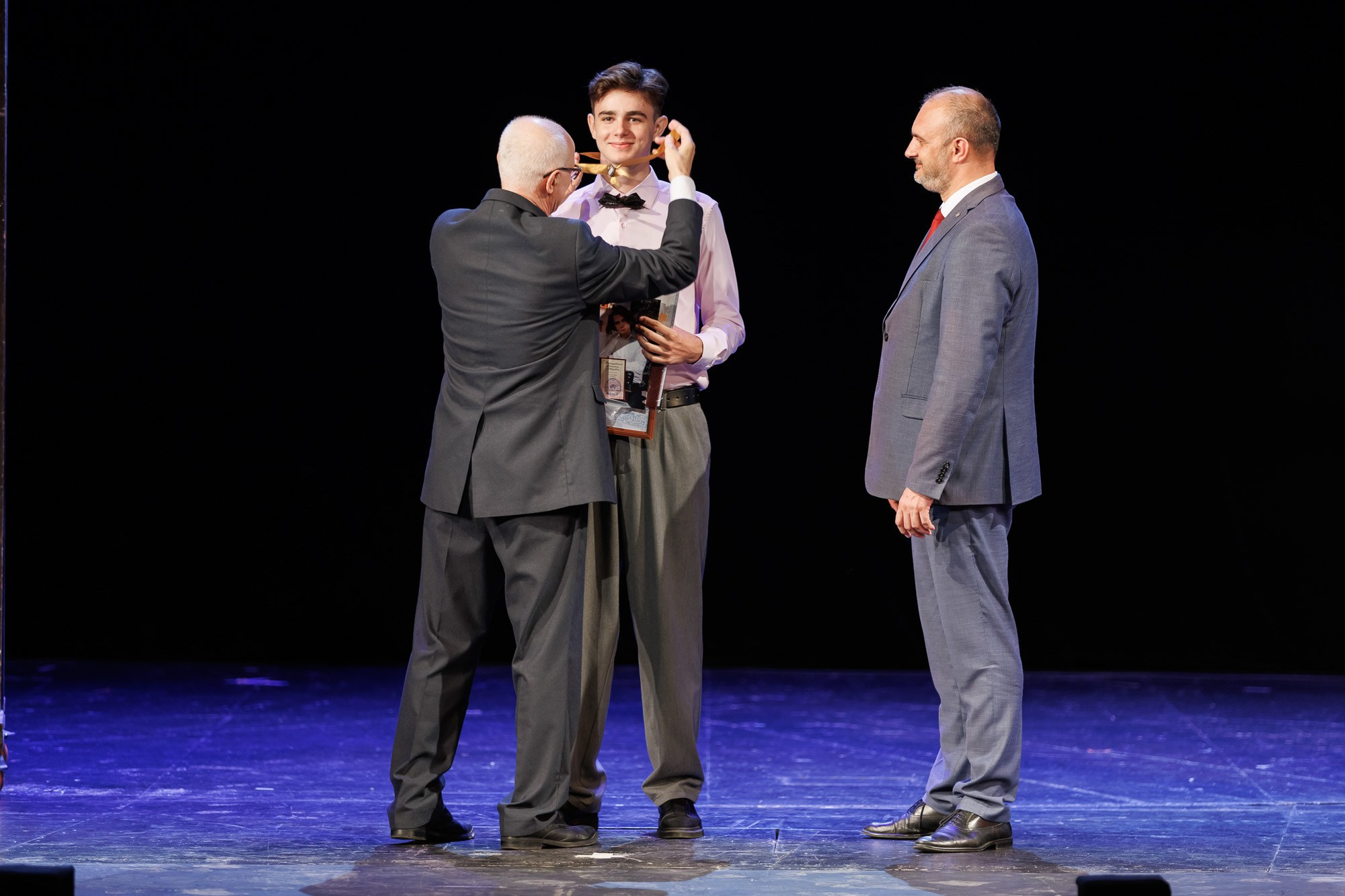 Выпускной вечер в Севастопольской гимназии № 1 имени А. С. Пушкина. Свадебный фотограф, фотосъемка в Крыму, Севастополе, Симферополе, Ялте