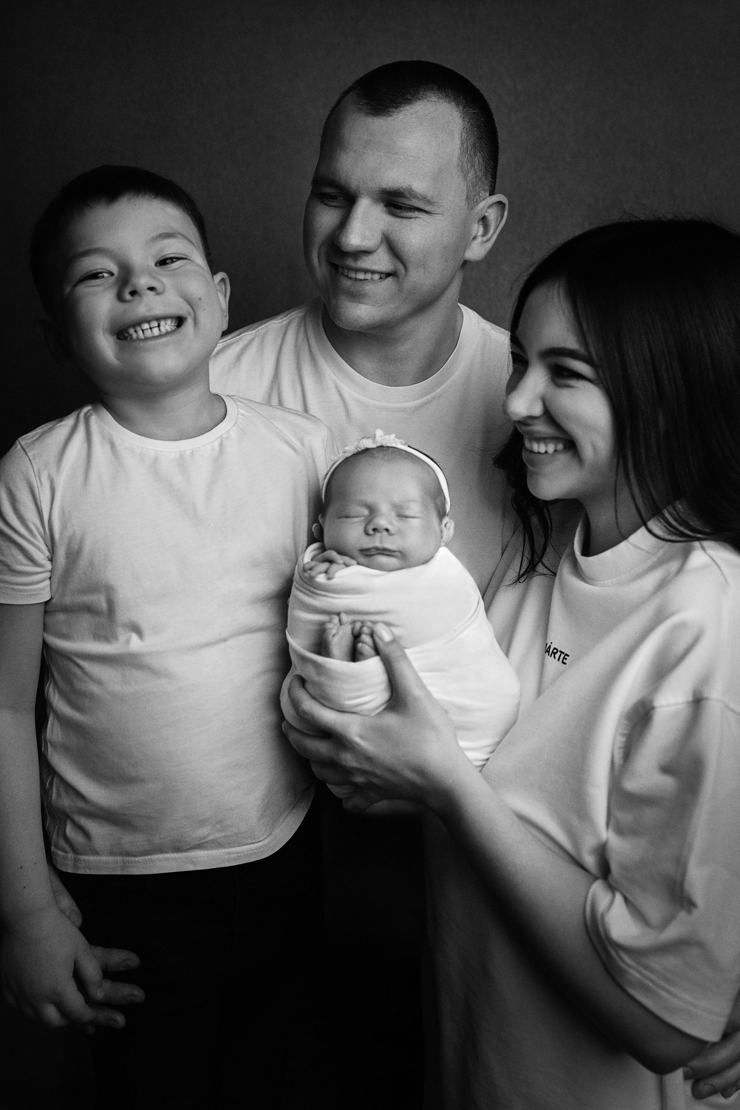 Первая фотосессия для Верочки. Фотограф Елена Зуйкова