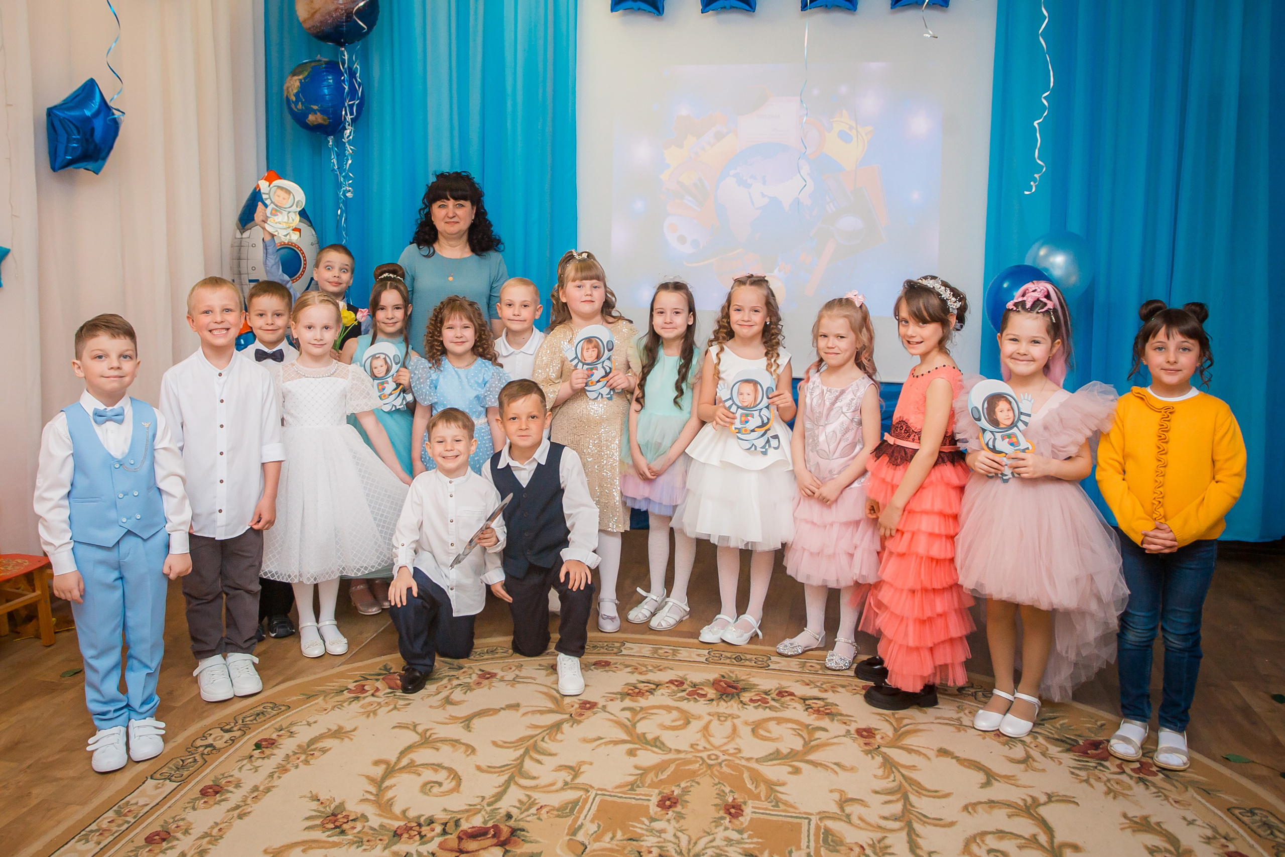 Для школ и детских садов. Фотографиня Мария Дикова