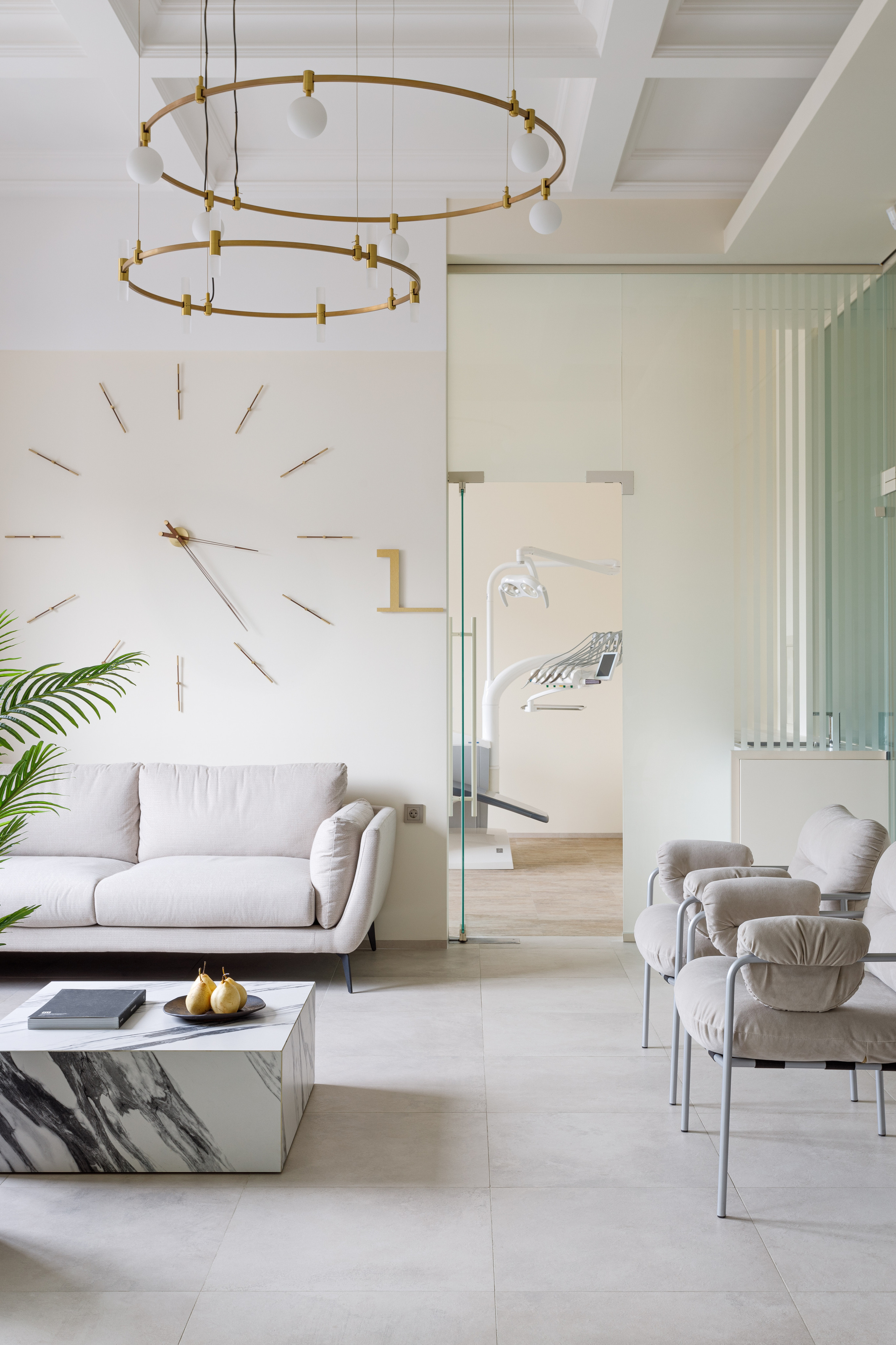 TYURIN+PARTNERS: Стоматология Ортобраво. Интерьерный фотограф Дима Птицын и стилист Дарья Копылова