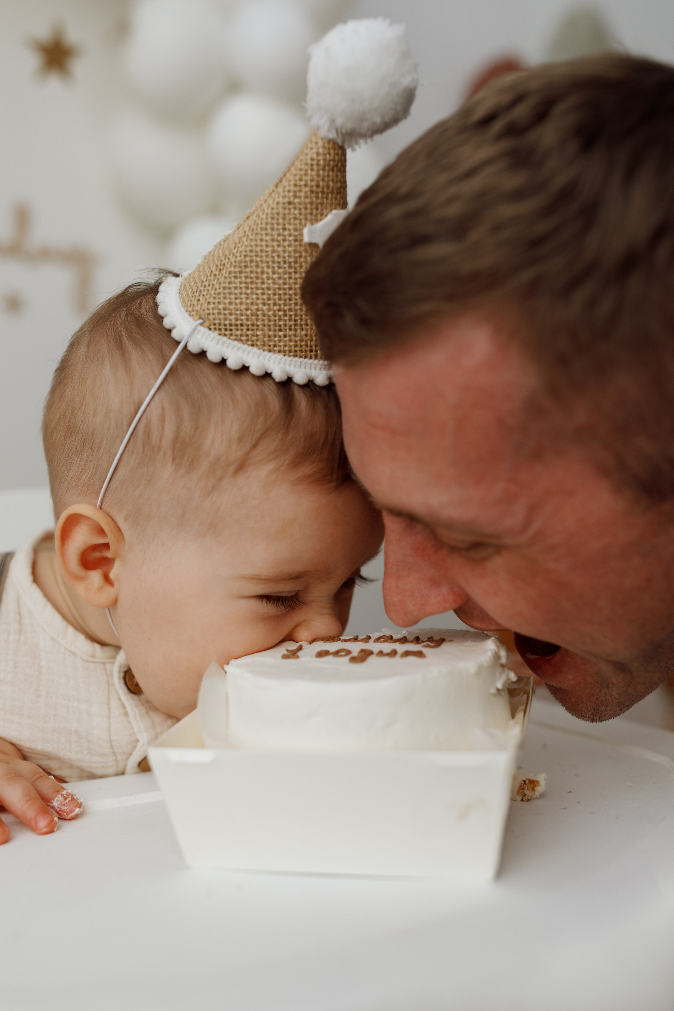 Роману 1 годик. Фотограф на годик Хабаровск Детский и семейный фотограф в Хабаровске Юлия Матвиенко