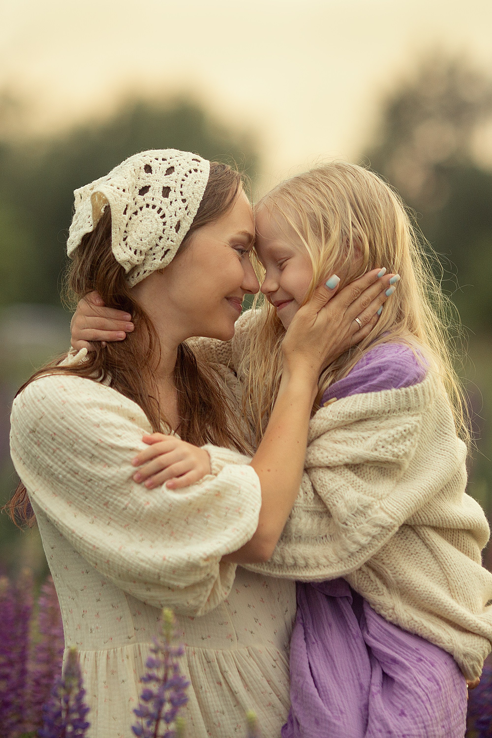 Семейная Фотосессия в люпиновом поле. Tatyana Nadezhdina Family photographer